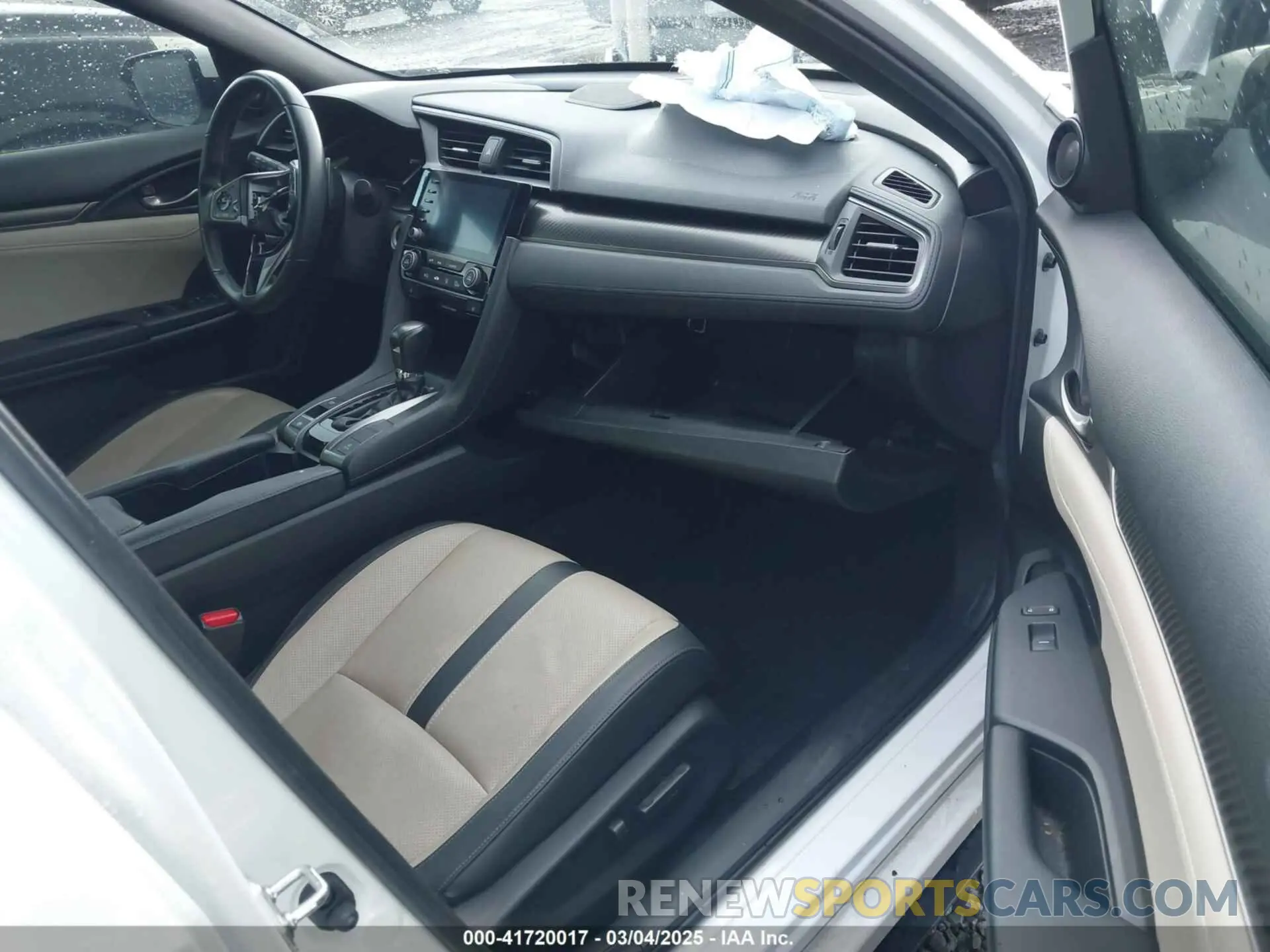 5 fotografías del automóvil dañado SHHFK7H94KU415681 HONDA CIVIC 2019