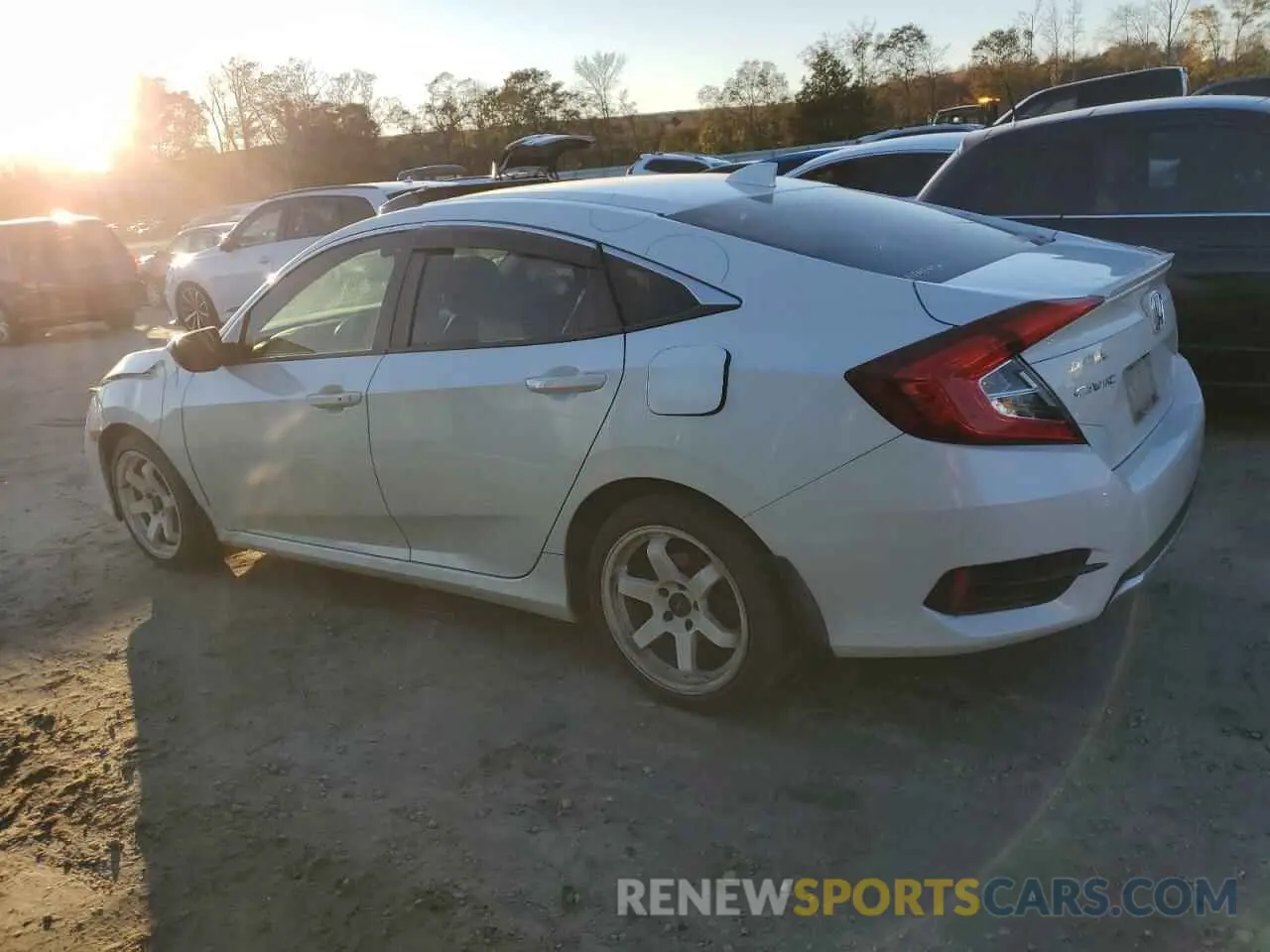 2 fotografías del automóvil dañado 19XFC1F30LE010788 HONDA CIVIC 2020