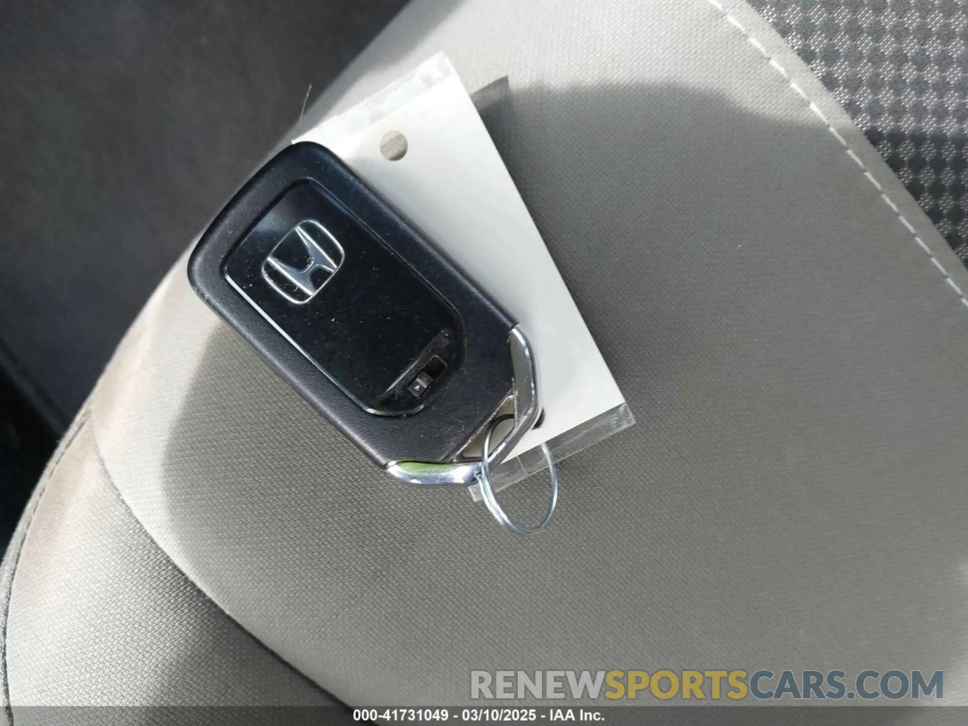 11 fotografías del automóvil dañado 19XFC1F30LE022357 HONDA CIVIC 2020