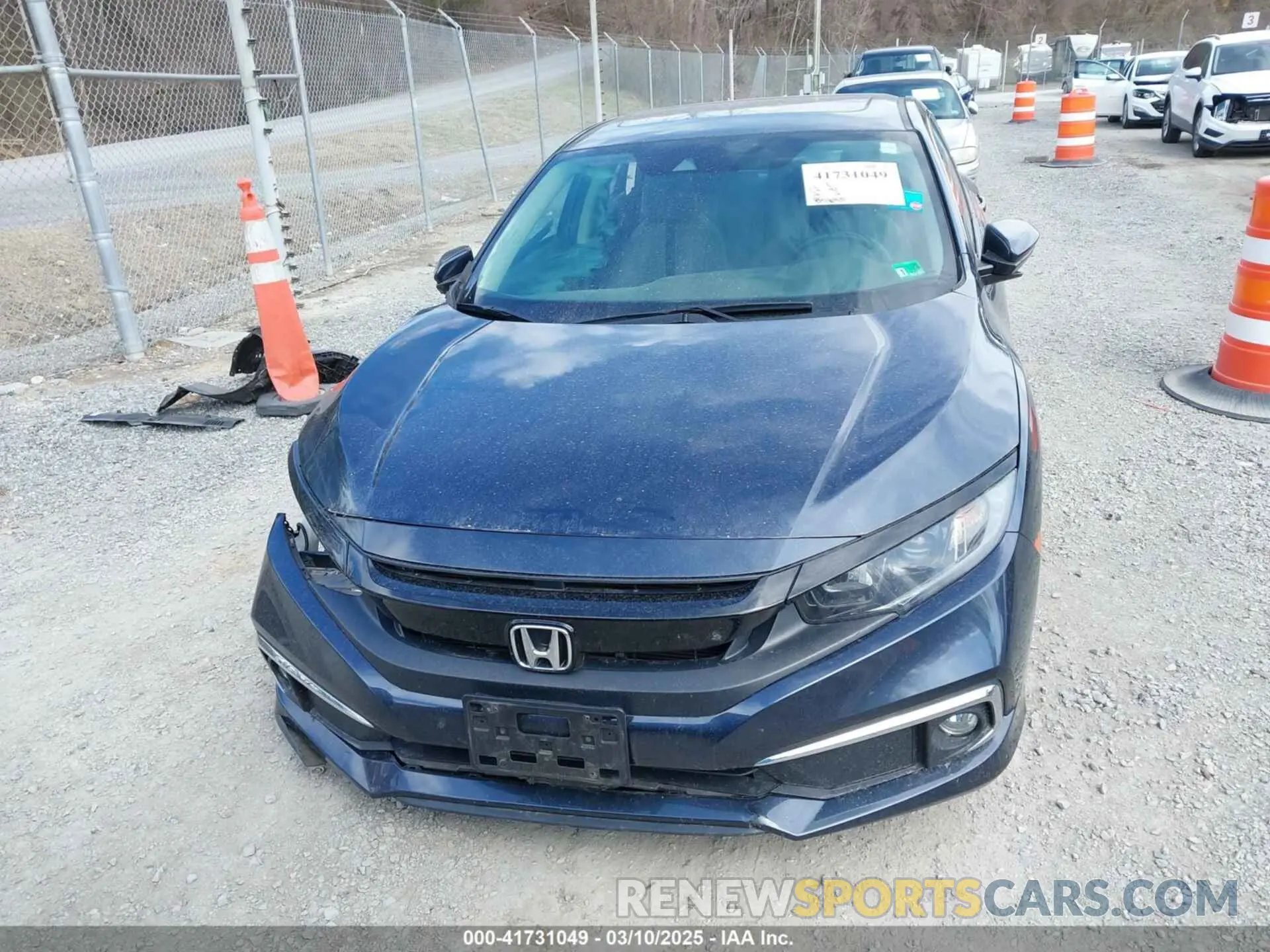 12 fotografías del automóvil dañado 19XFC1F30LE022357 HONDA CIVIC 2020