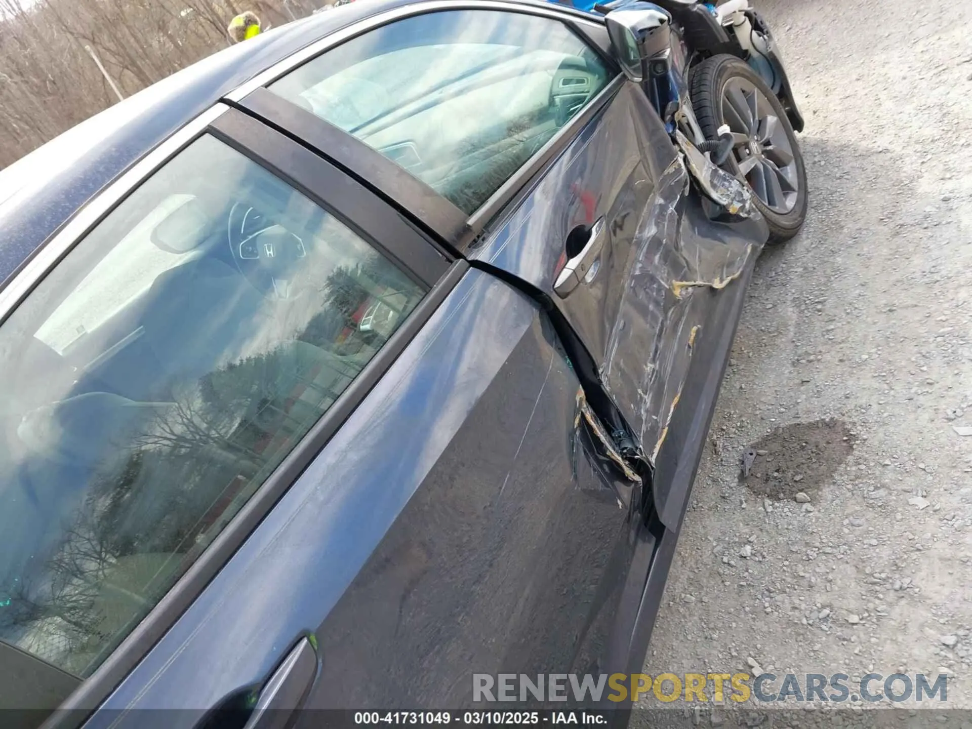 18 fotografías del automóvil dañado 19XFC1F30LE022357 HONDA CIVIC 2020