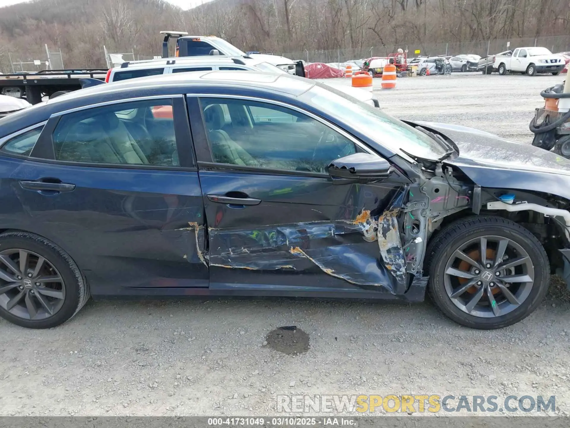 6 fotografías del automóvil dañado 19XFC1F30LE022357 HONDA CIVIC 2020