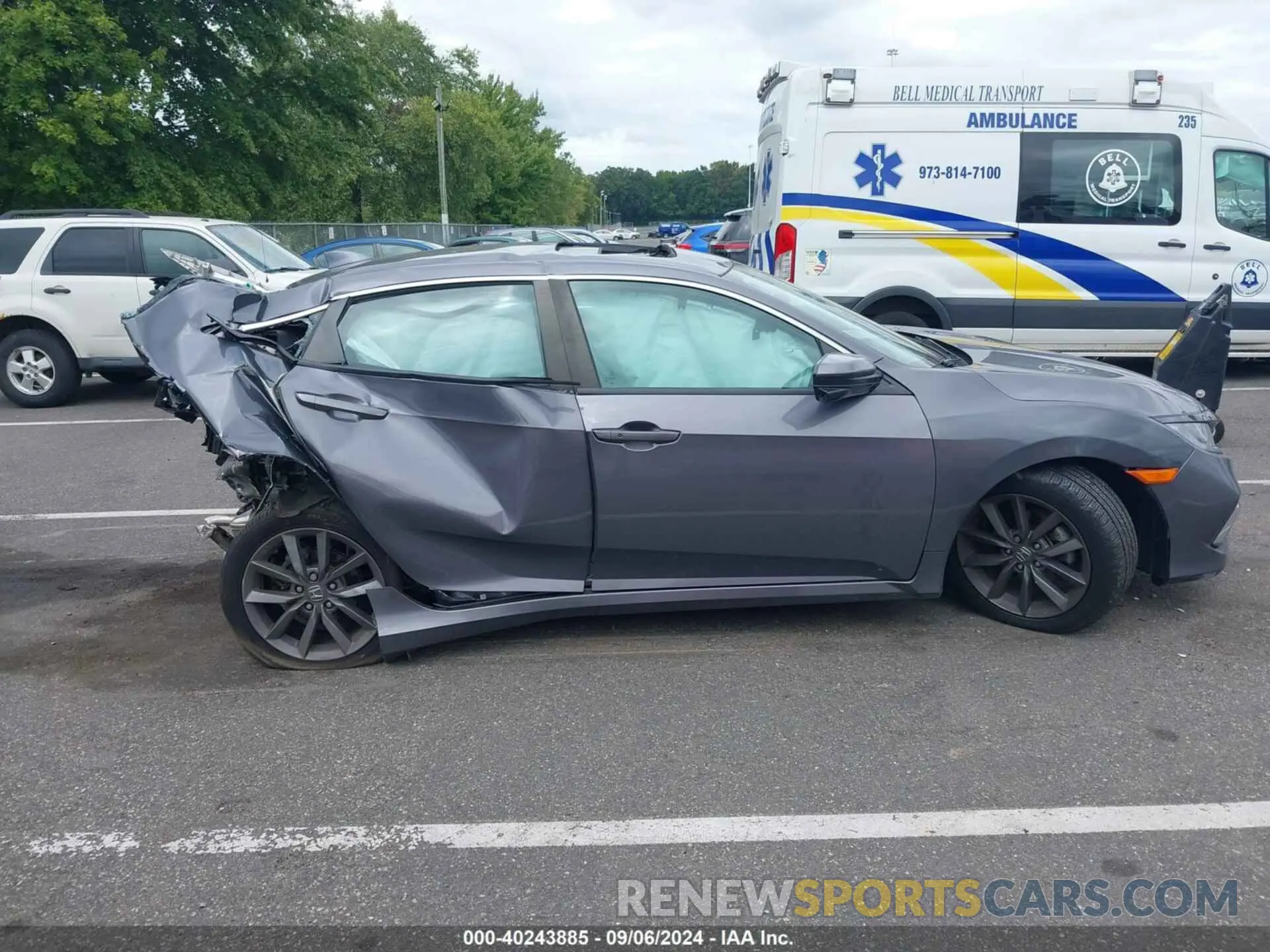 12 fotografías del automóvil dañado 19XFC1F30LE214457 HONDA CIVIC 2020