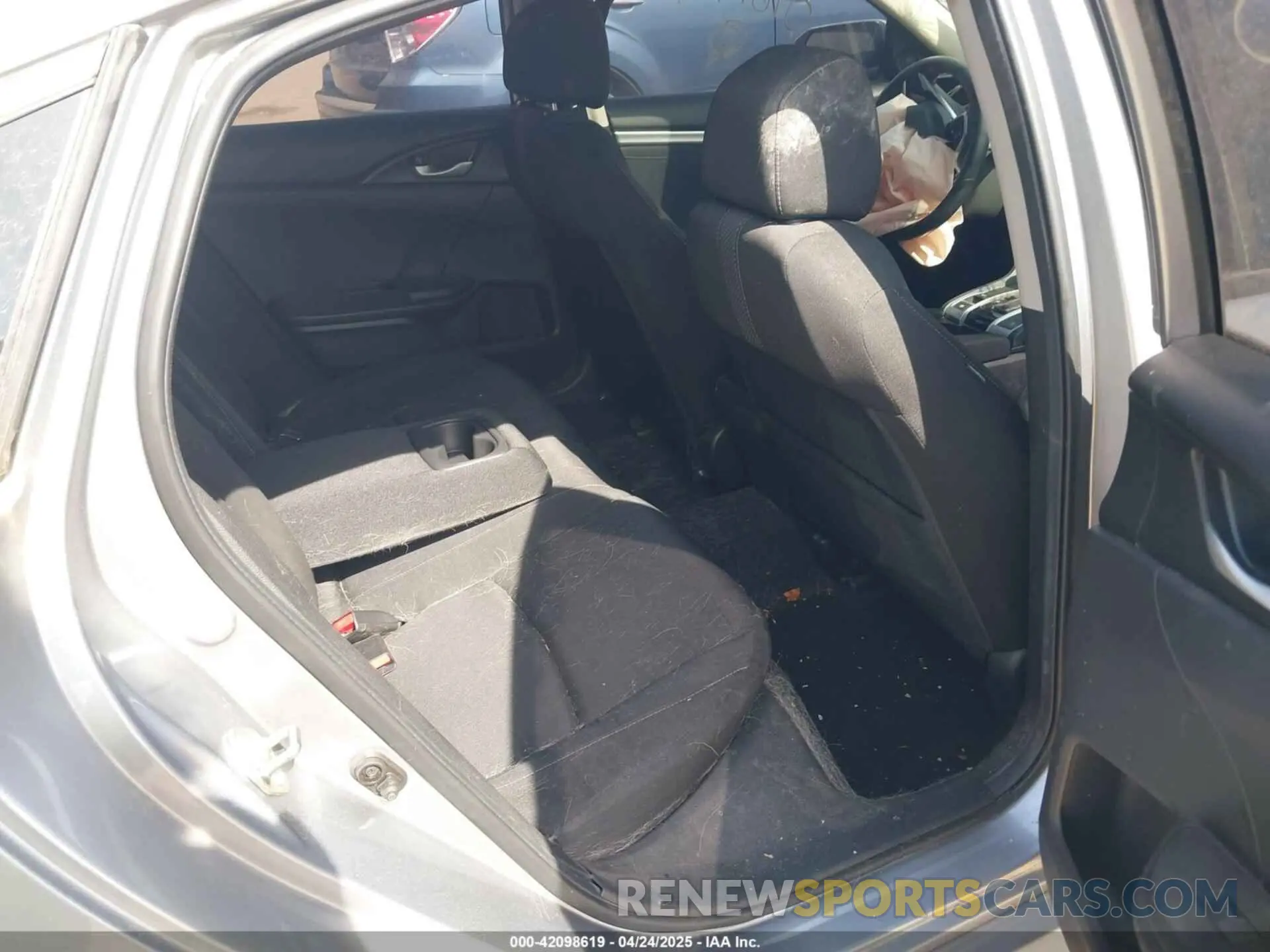 8 fotografías del automóvil dañado 19XFC1F31LE016177 HONDA CIVIC 2020