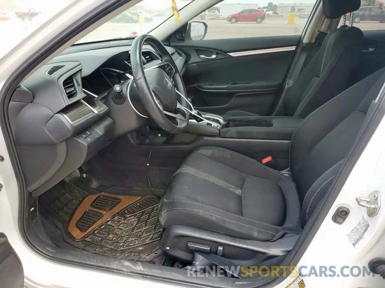 7 fotografías del automóvil dañado 19XFC1F31LE021122 HONDA CIVIC 2020