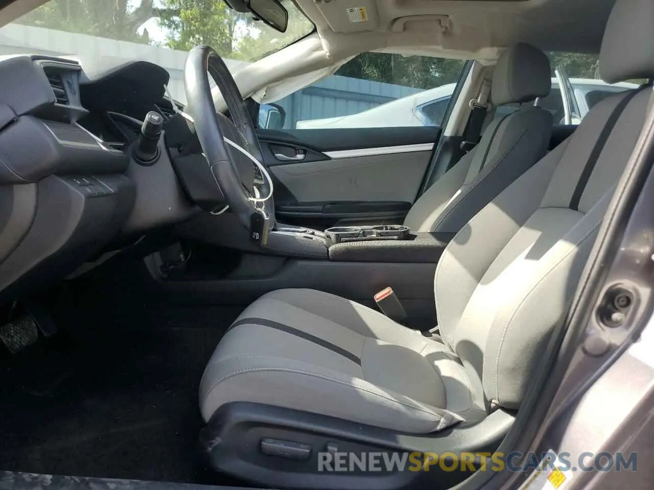 7 fotografías del automóvil dañado 19XFC1F32LE018942 HONDA CIVIC 2020
