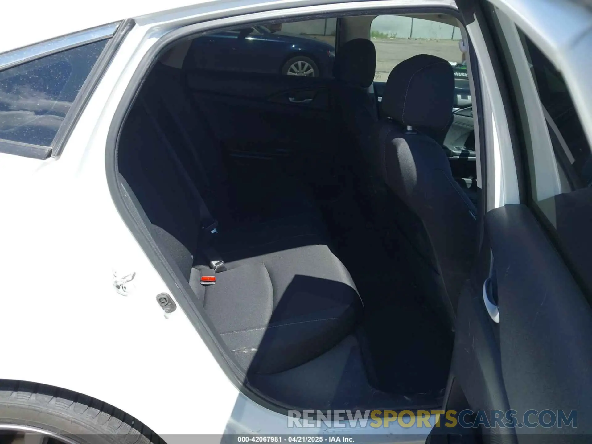 8 fotografías del automóvil dañado 19XFC1F33LE205820 HONDA CIVIC 2020