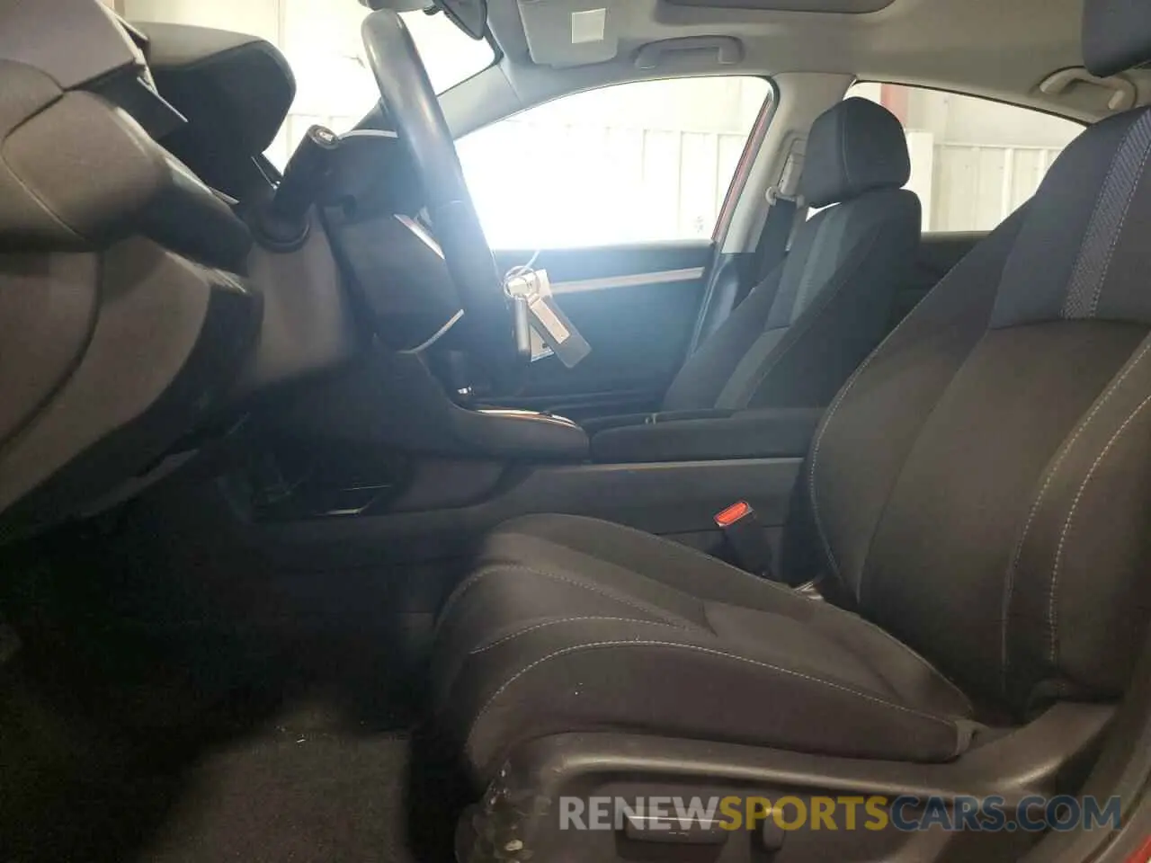 7 fotografías del automóvil dañado 19XFC1F33LE212069 HONDA CIVIC 2020
