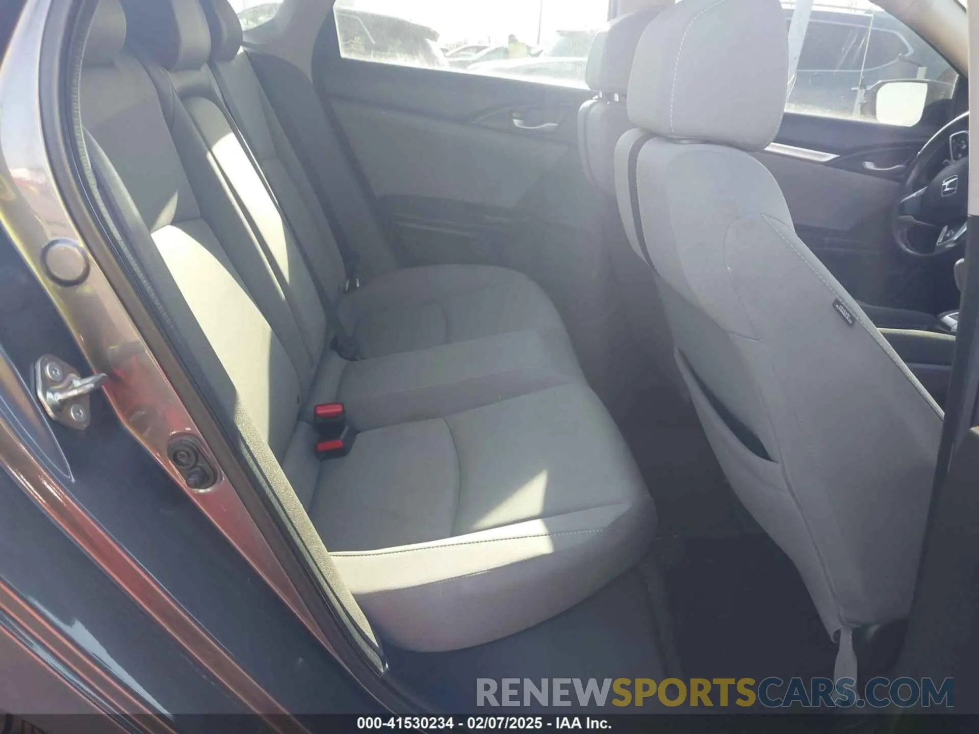 8 fotografías del automóvil dañado 19XFC1F35LE201459 HONDA CIVIC 2020