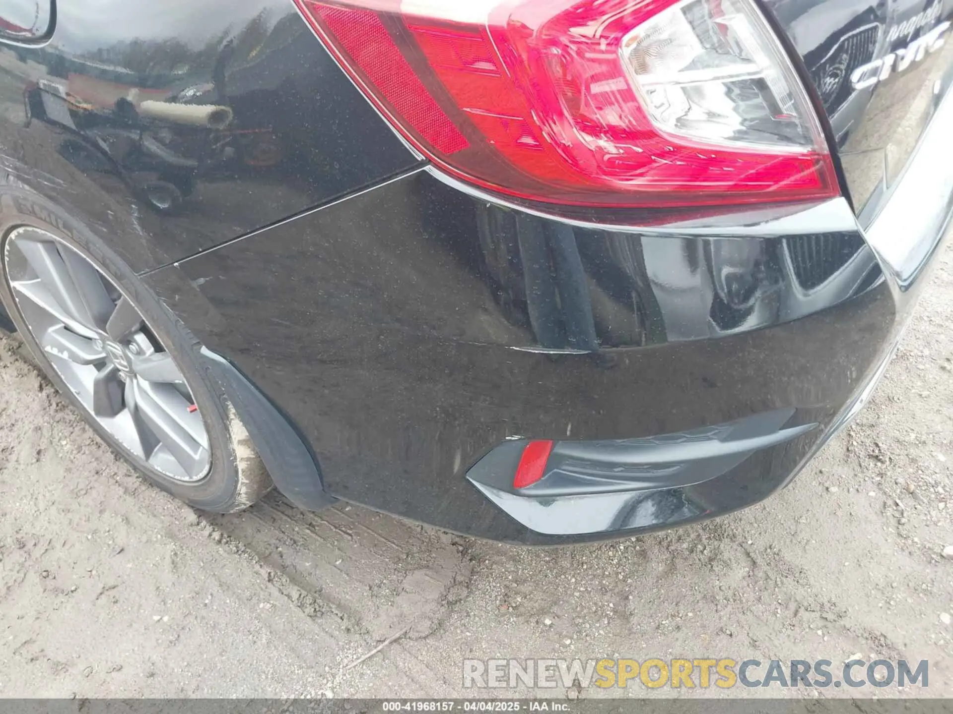 19 fotografías del automóvil dañado 19XFC1F36LE219033 HONDA CIVIC 2020