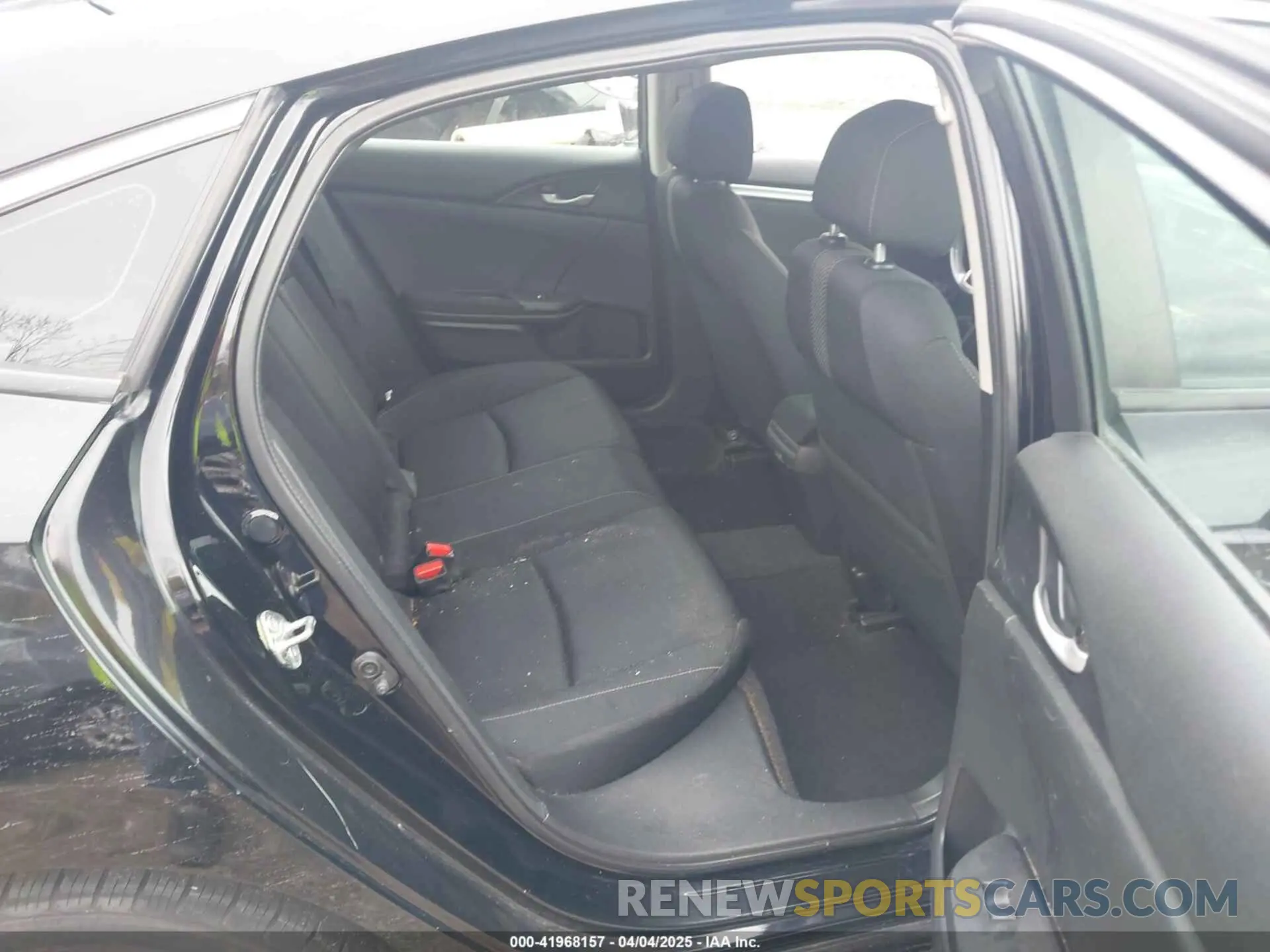 8 fotografías del automóvil dañado 19XFC1F36LE219033 HONDA CIVIC 2020