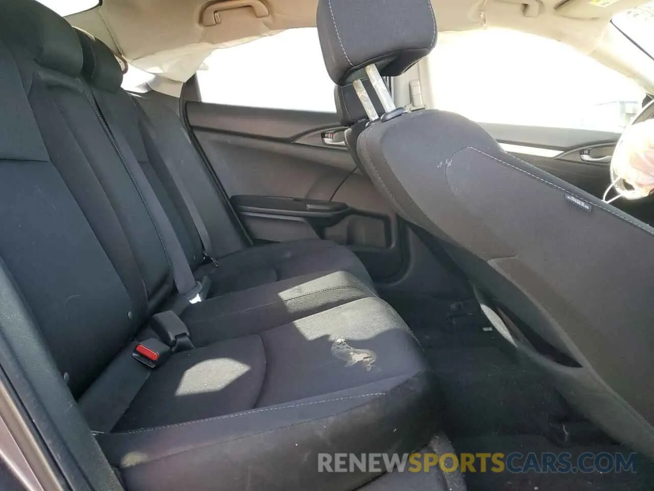 10 fotografías del automóvil dañado 19XFC1F37LE206615 HONDA CIVIC 2020
