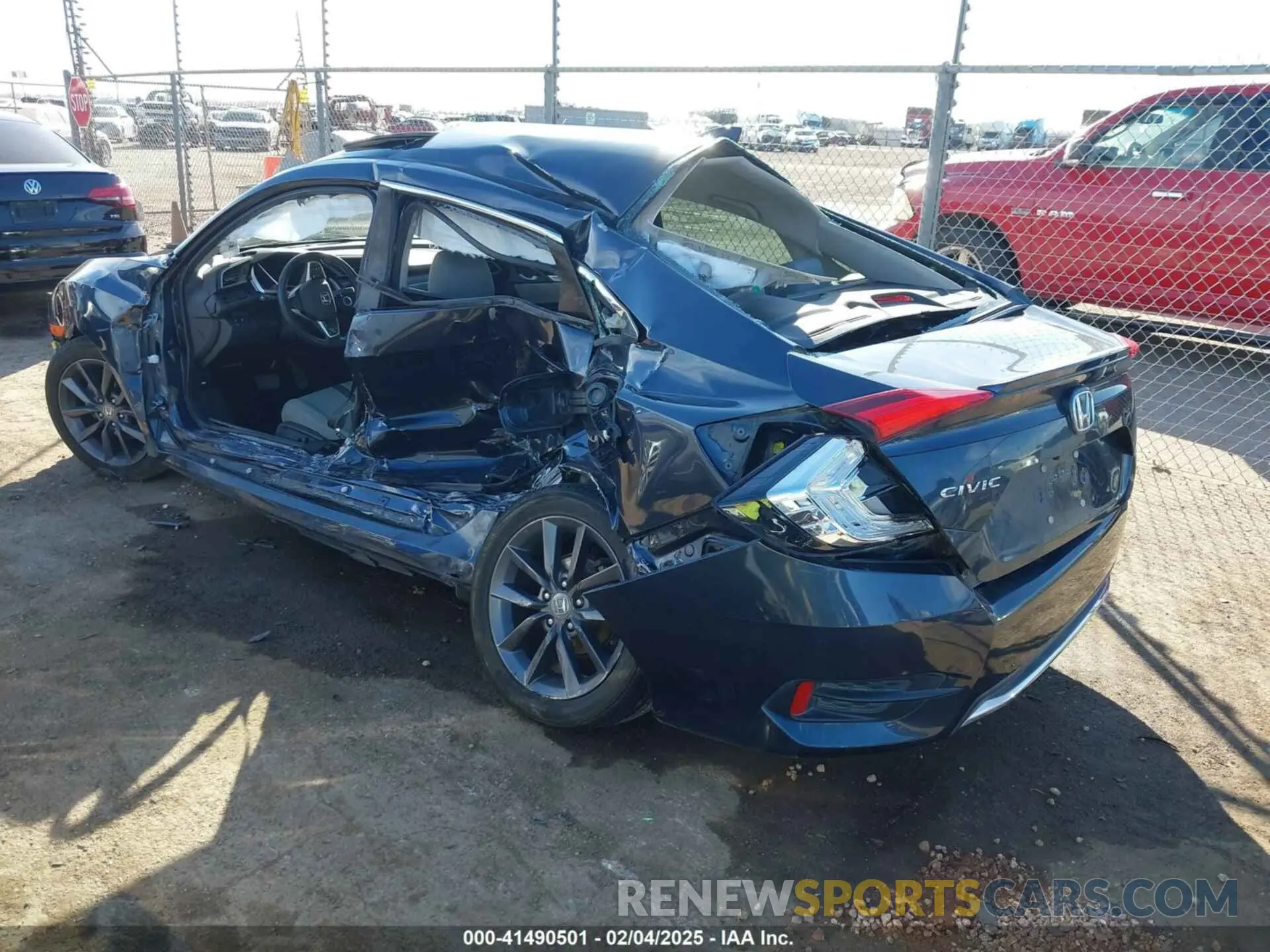 3 fotografías del automóvil dañado 19XFC1F38LE002275 HONDA CIVIC 2020
