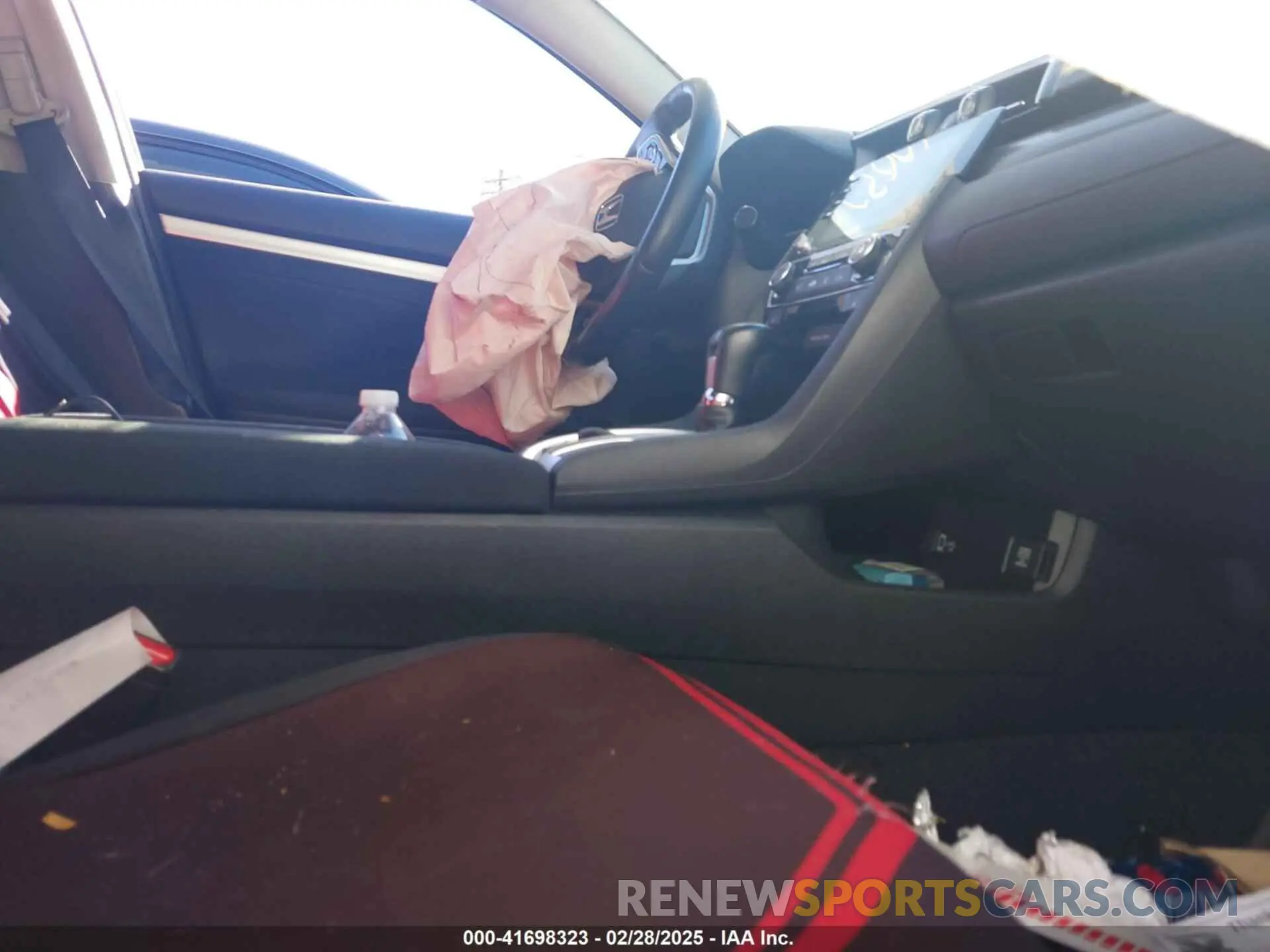 5 fotografías del automóvil dañado 19XFC1F38LE021201 HONDA CIVIC 2020
