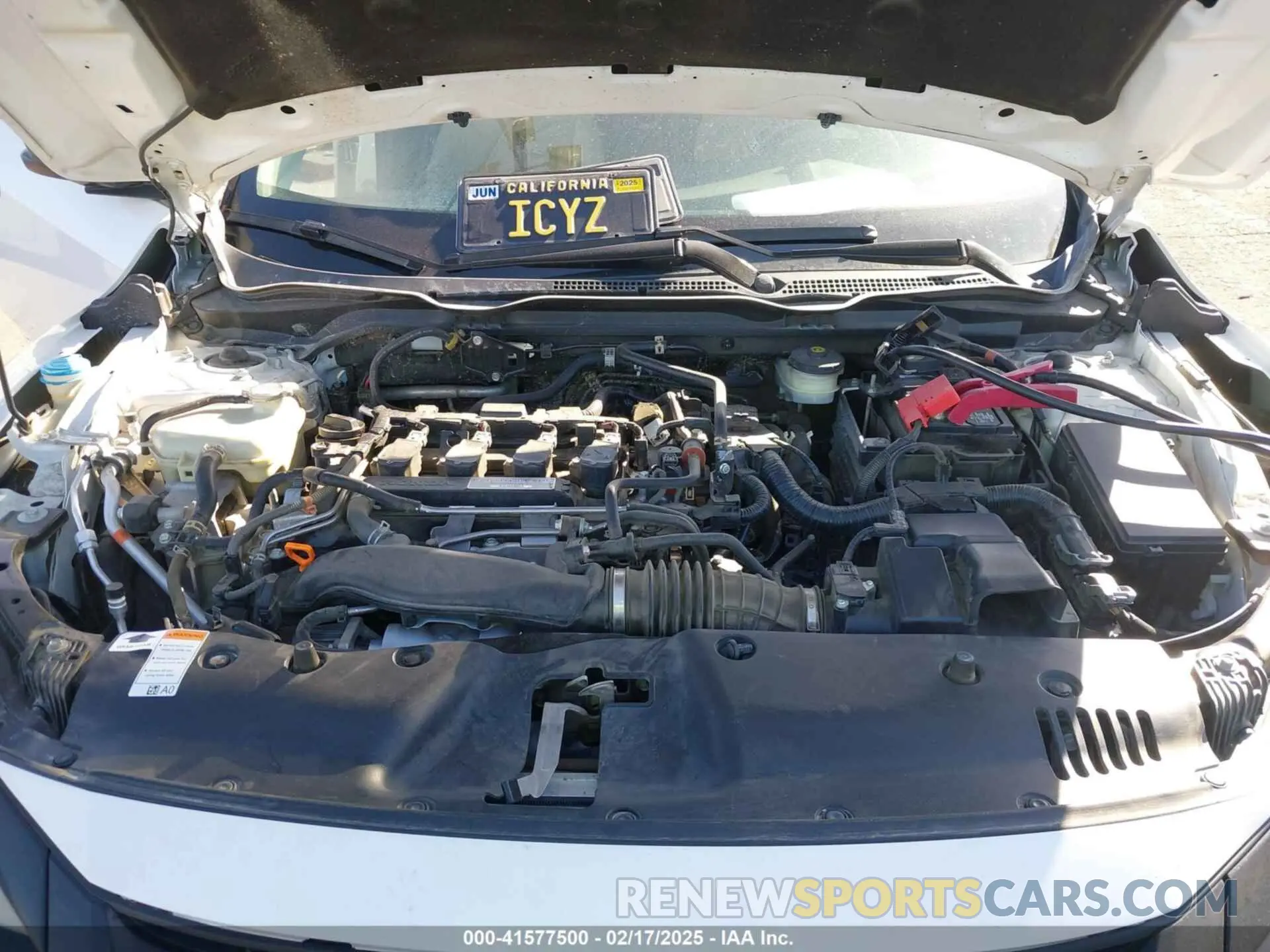 10 fotografías del automóvil dañado 19XFC1F38LE209314 HONDA CIVIC 2020