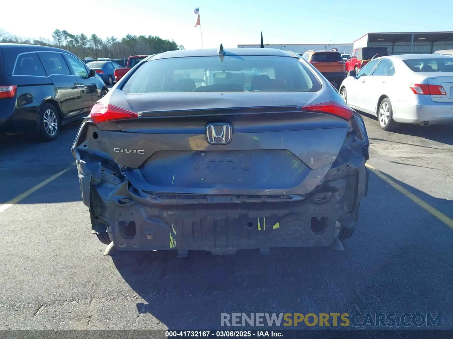 17 fotografías del automóvil dañado 19XFC1F39LE011891 HONDA CIVIC 2020