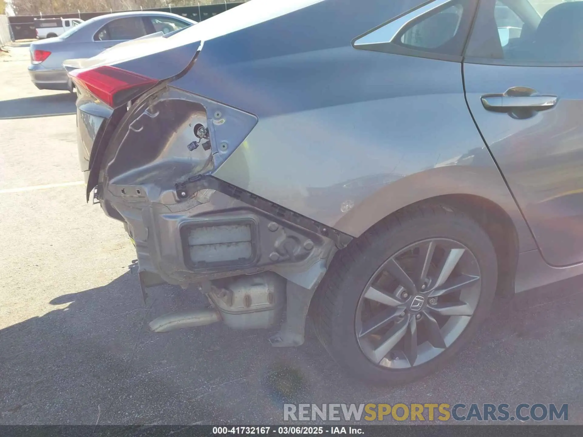 19 fotografías del automóvil dañado 19XFC1F39LE011891 HONDA CIVIC 2020