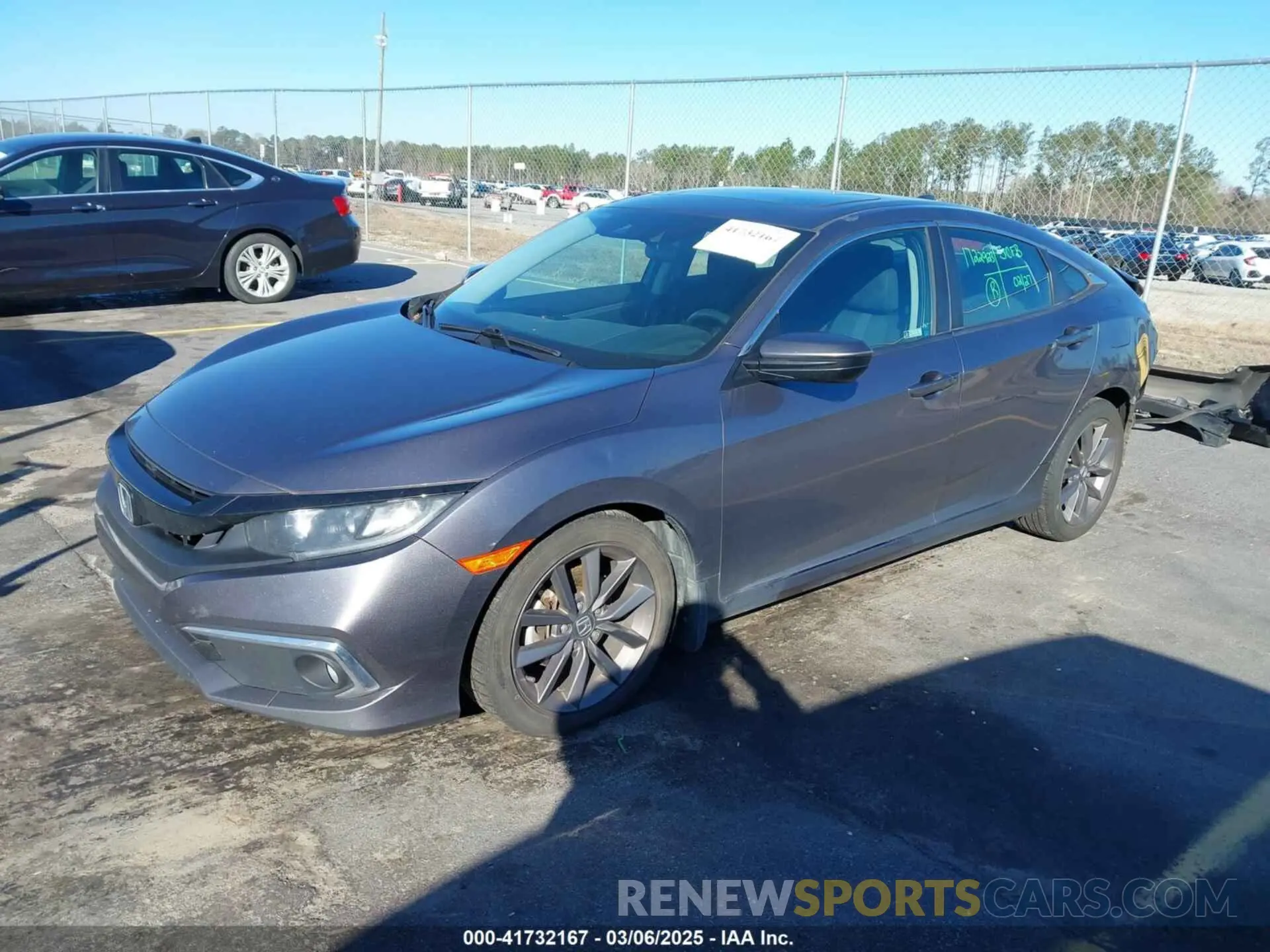 2 fotografías del automóvil dañado 19XFC1F39LE011891 HONDA CIVIC 2020