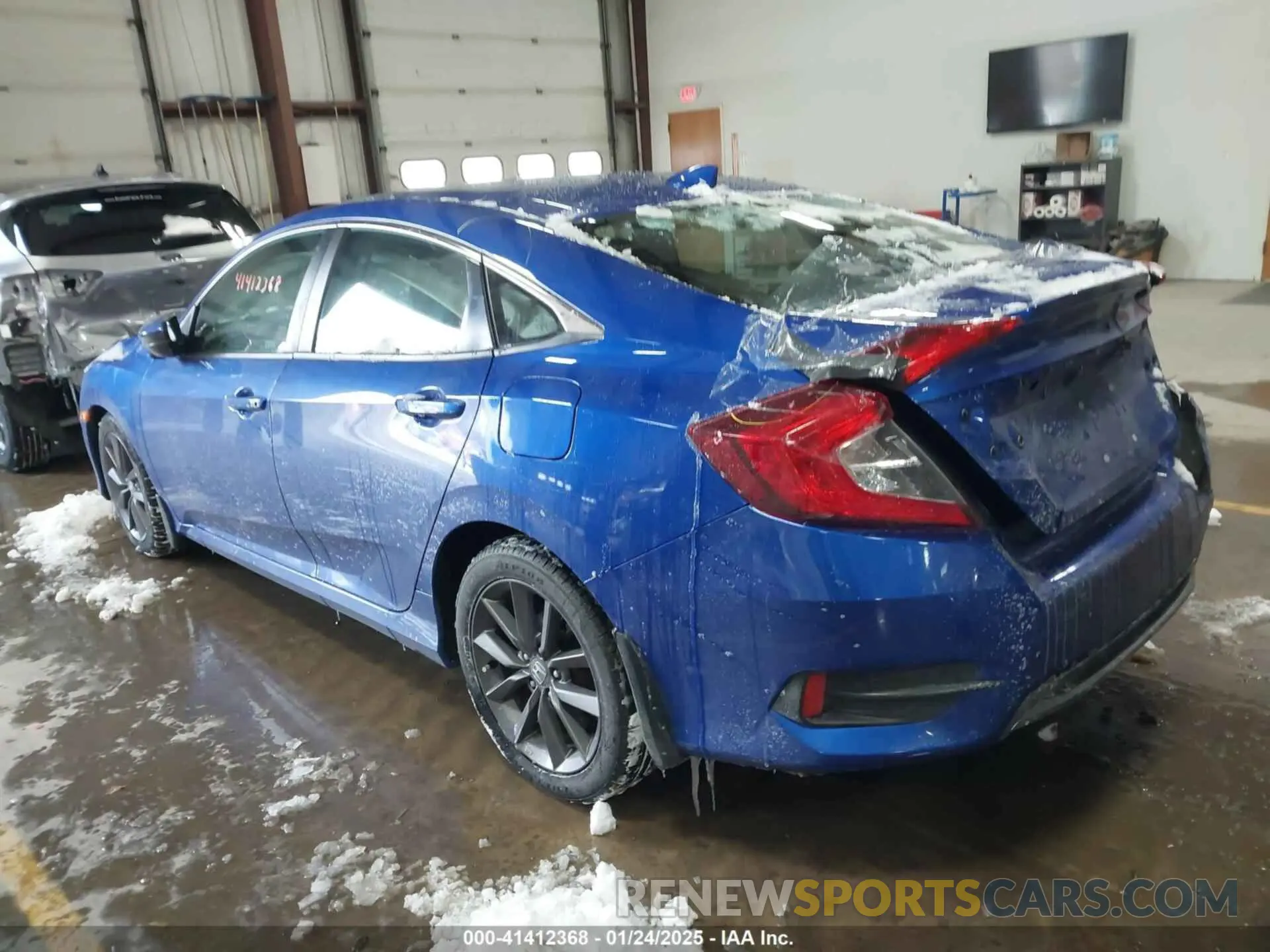 3 fotografías del automóvil dañado 19XFC1F39LE013558 HONDA CIVIC 2020