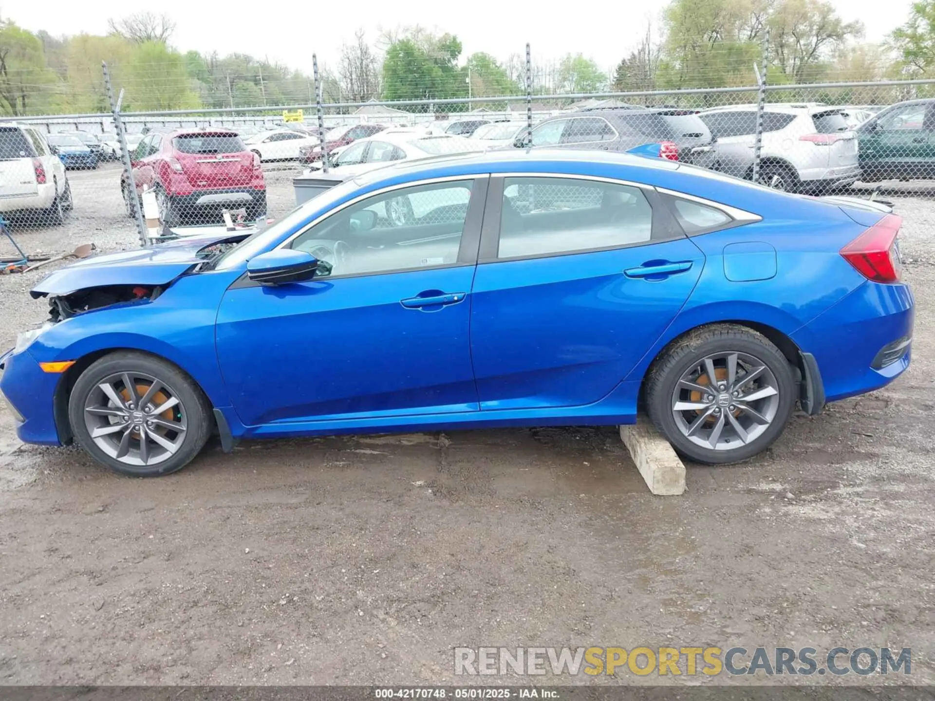 14 fotografías del automóvil dañado 19XFC1F3XLE011172 HONDA CIVIC 2020