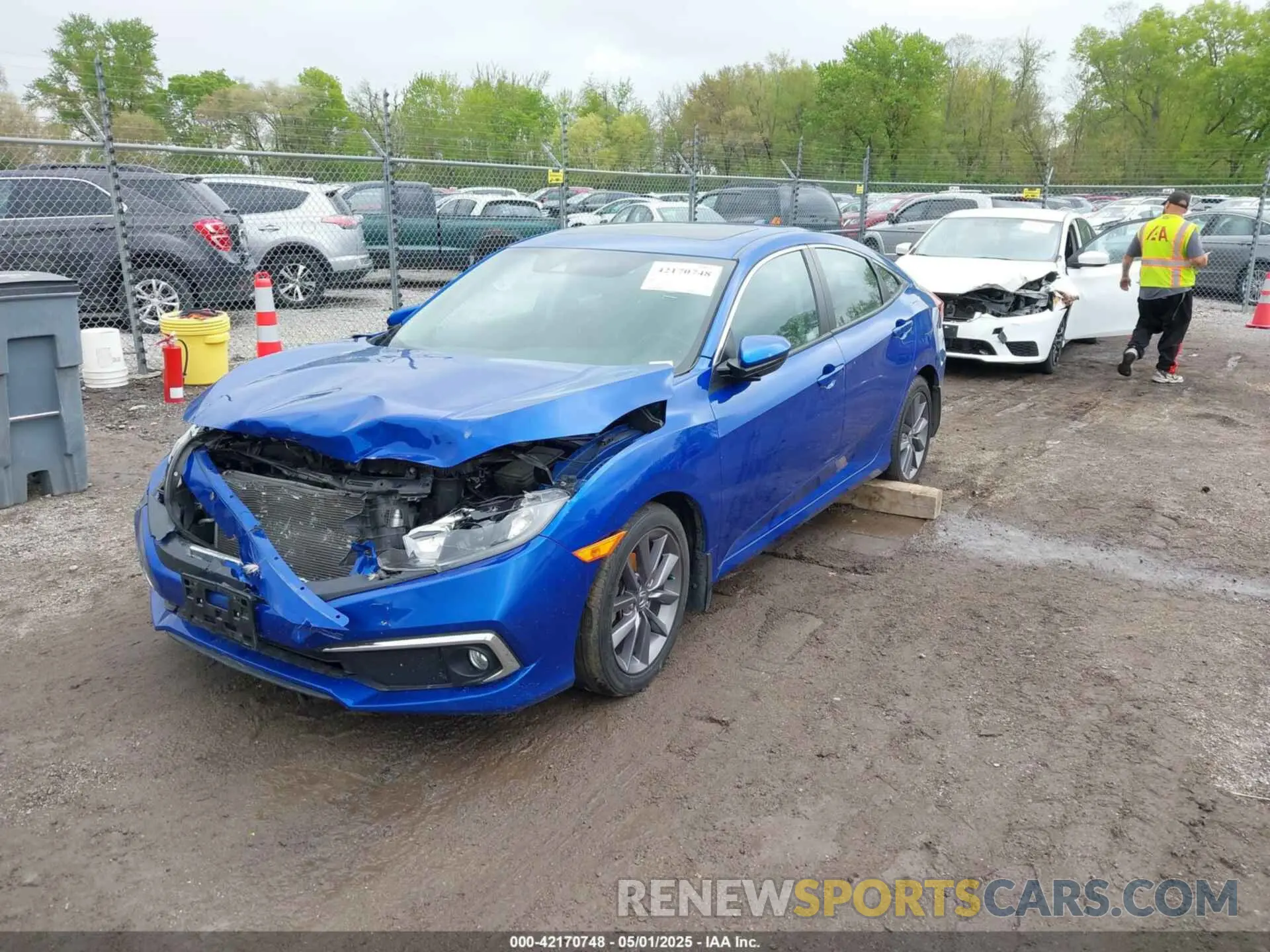 2 fotografías del automóvil dañado 19XFC1F3XLE011172 HONDA CIVIC 2020