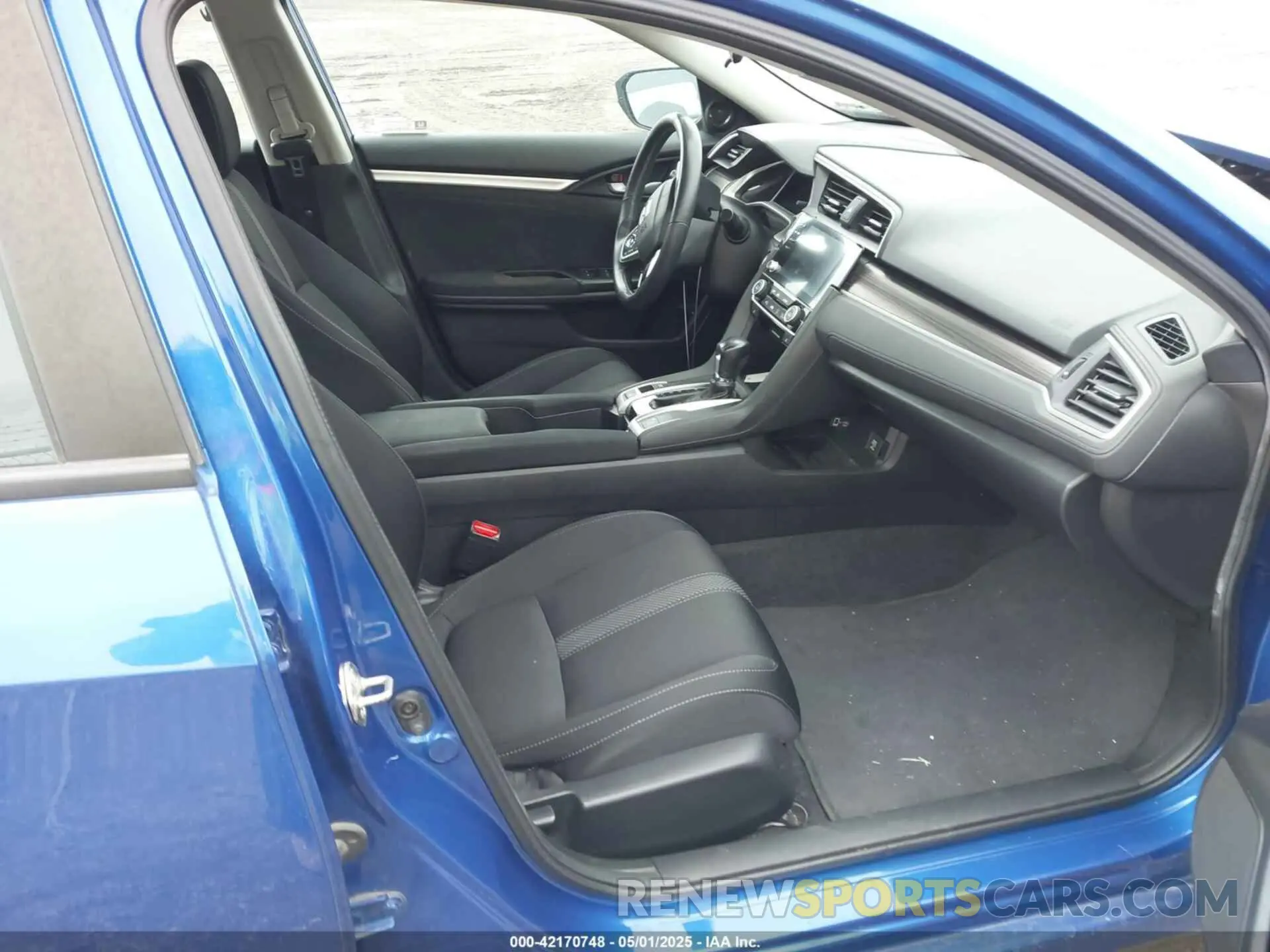 5 fotografías del automóvil dañado 19XFC1F3XLE011172 HONDA CIVIC 2020