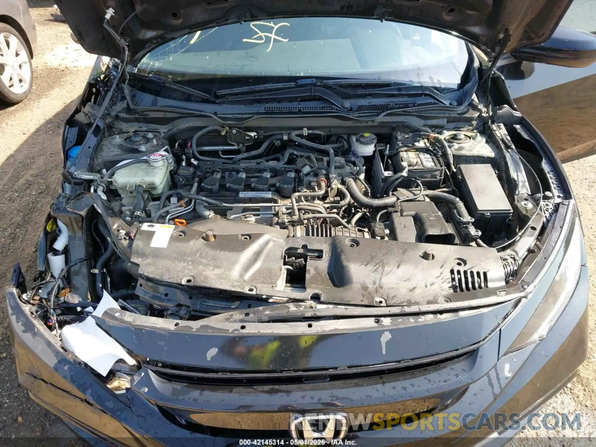 10 fotografías del automóvil dañado 19XFC1F3XLE016758 HONDA CIVIC 2020
