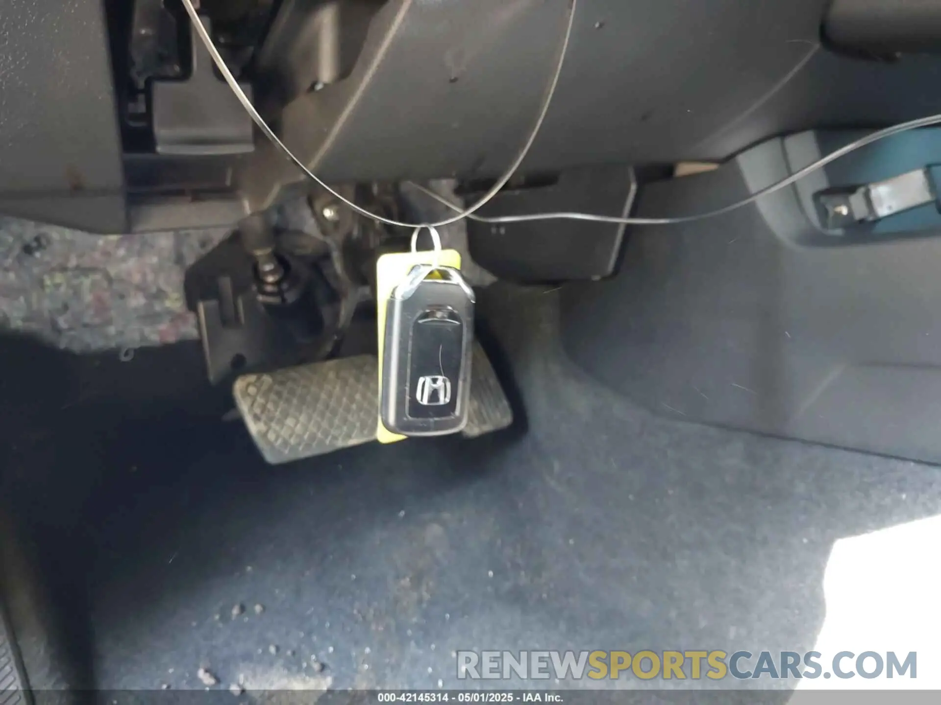 11 fotografías del automóvil dañado 19XFC1F3XLE016758 HONDA CIVIC 2020