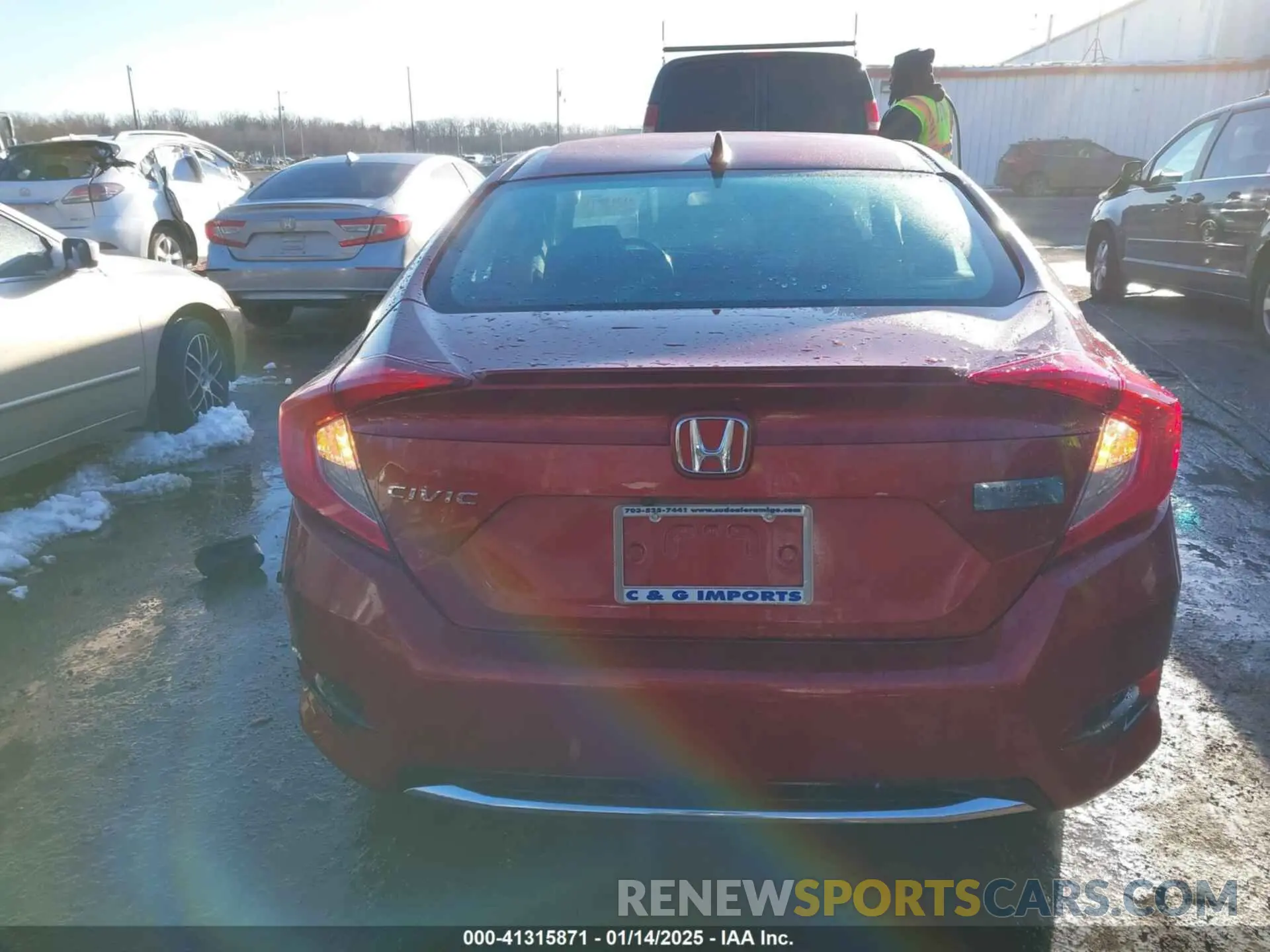 16 fotografías del automóvil dañado 19XFC1F3XLE202574 HONDA CIVIC 2020
