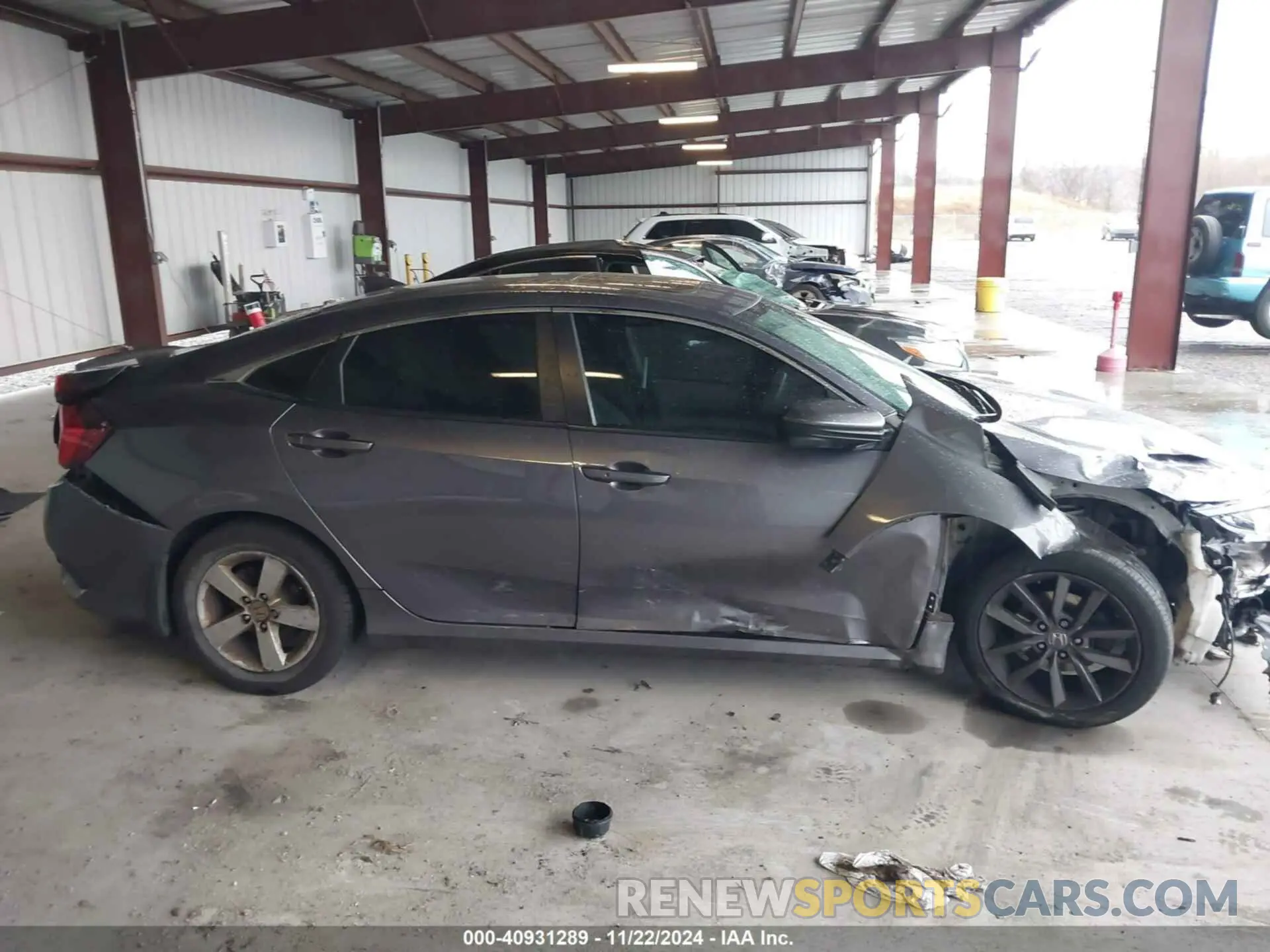 14 fotografías del automóvil dañado 19XFC1F3XLE208410 HONDA CIVIC 2020
