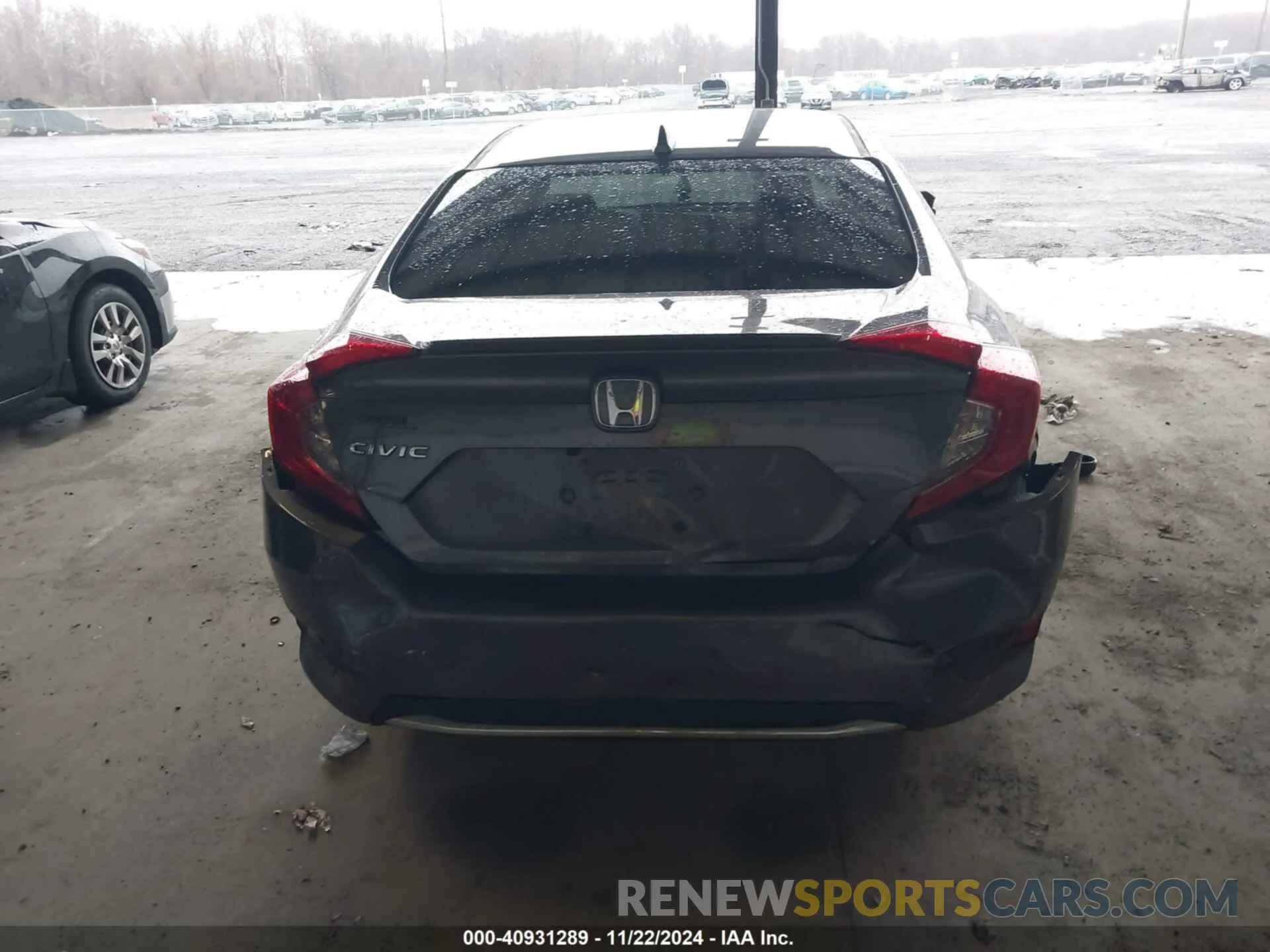 17 fotografías del automóvil dañado 19XFC1F3XLE208410 HONDA CIVIC 2020