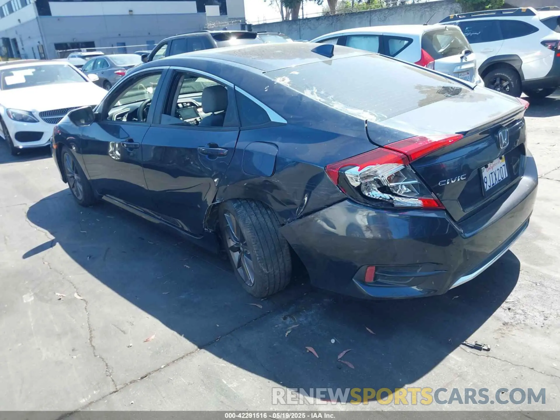 3 fotografías del automóvil dañado 19XFC1F3XLE212103 HONDA CIVIC 2020