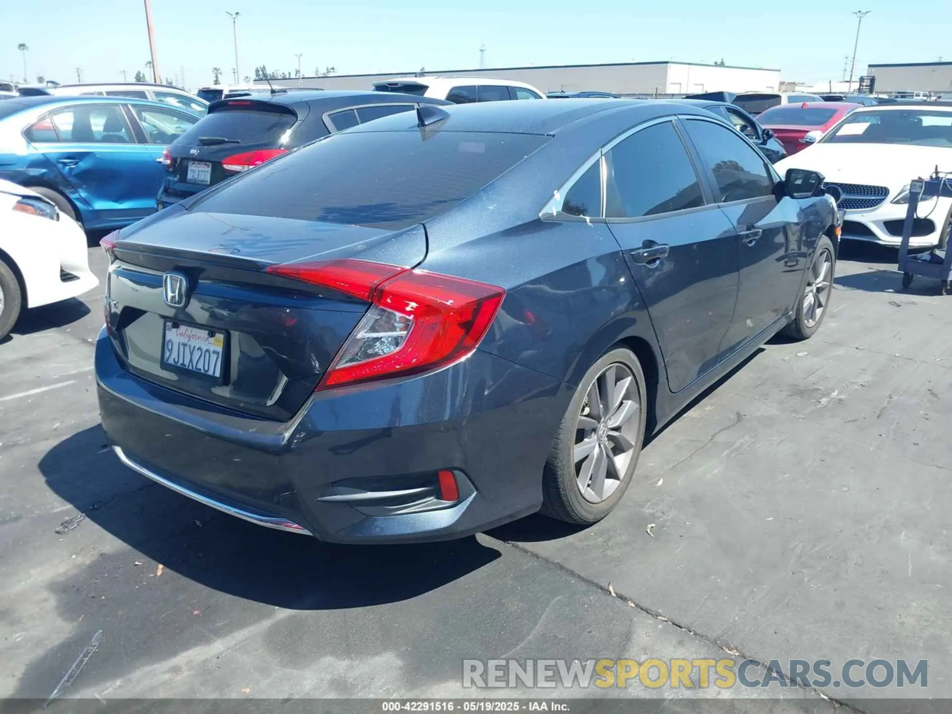 4 fotografías del automóvil dañado 19XFC1F3XLE212103 HONDA CIVIC 2020