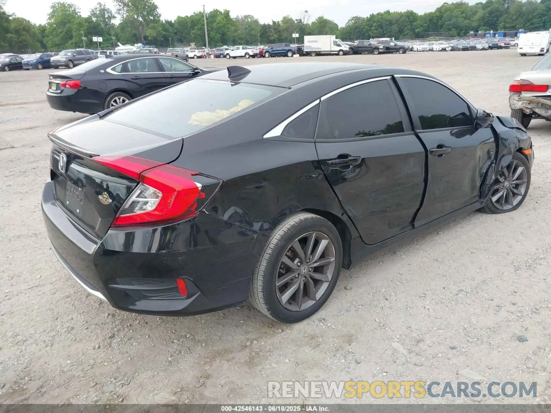 4 fotografías del automóvil dañado 19XFC1F3XLE215843 HONDA CIVIC 2020
