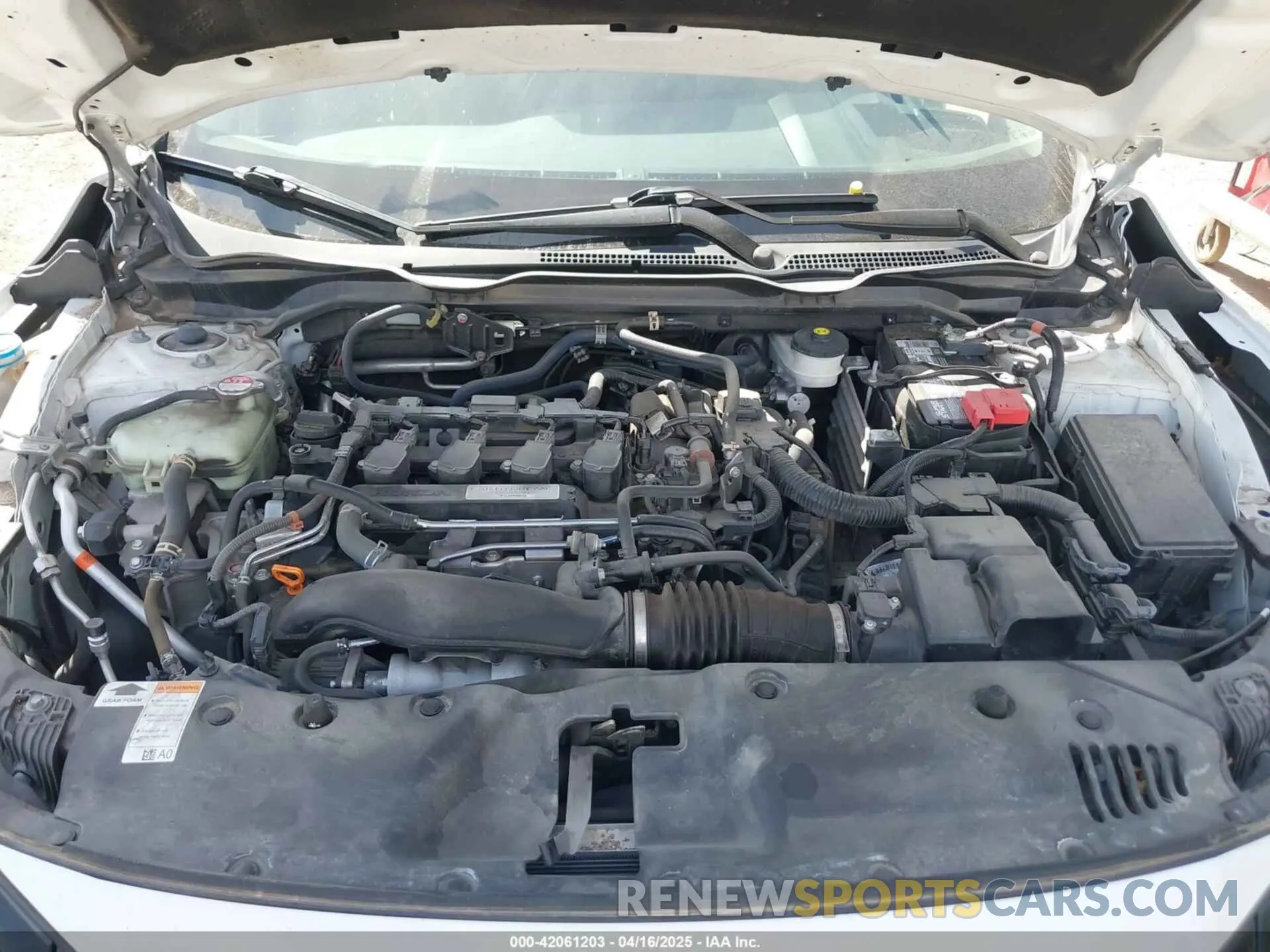 10 fotografías del automóvil dañado 19XFC1F73LE001358 HONDA CIVIC 2020