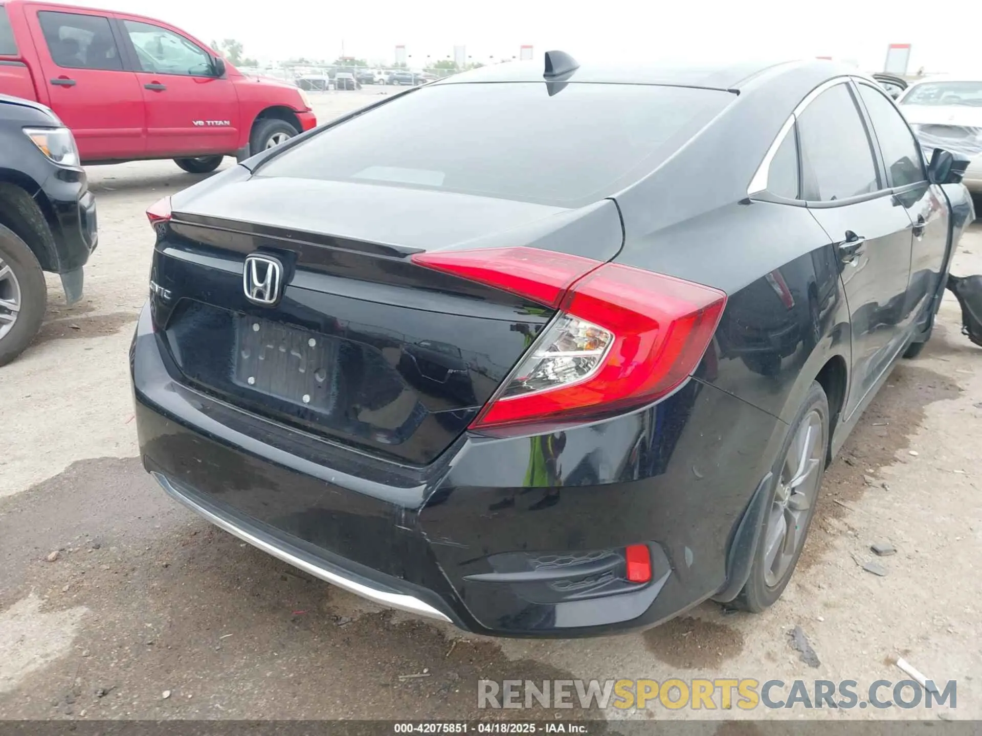4 fotografías del automóvil dañado 19XFC1F73LE008083 HONDA CIVIC 2020