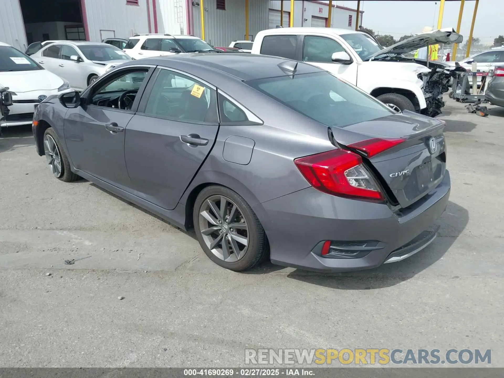 3 fotografías del automóvil dañado 19XFC1F74LE204193 HONDA CIVIC 2020