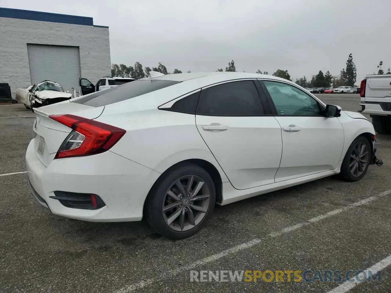 3 fotografías del automóvil dañado 19XFC1F75LE202582 HONDA CIVIC 2020