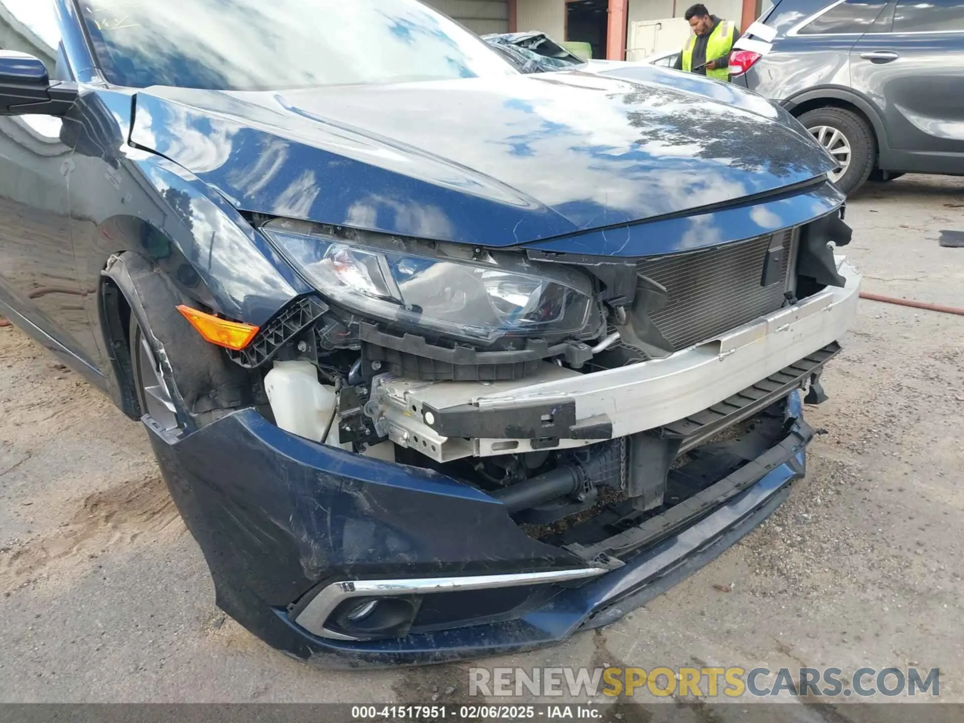 17 fotografías del automóvil dañado 19XFC1F78LE019550 HONDA CIVIC 2020