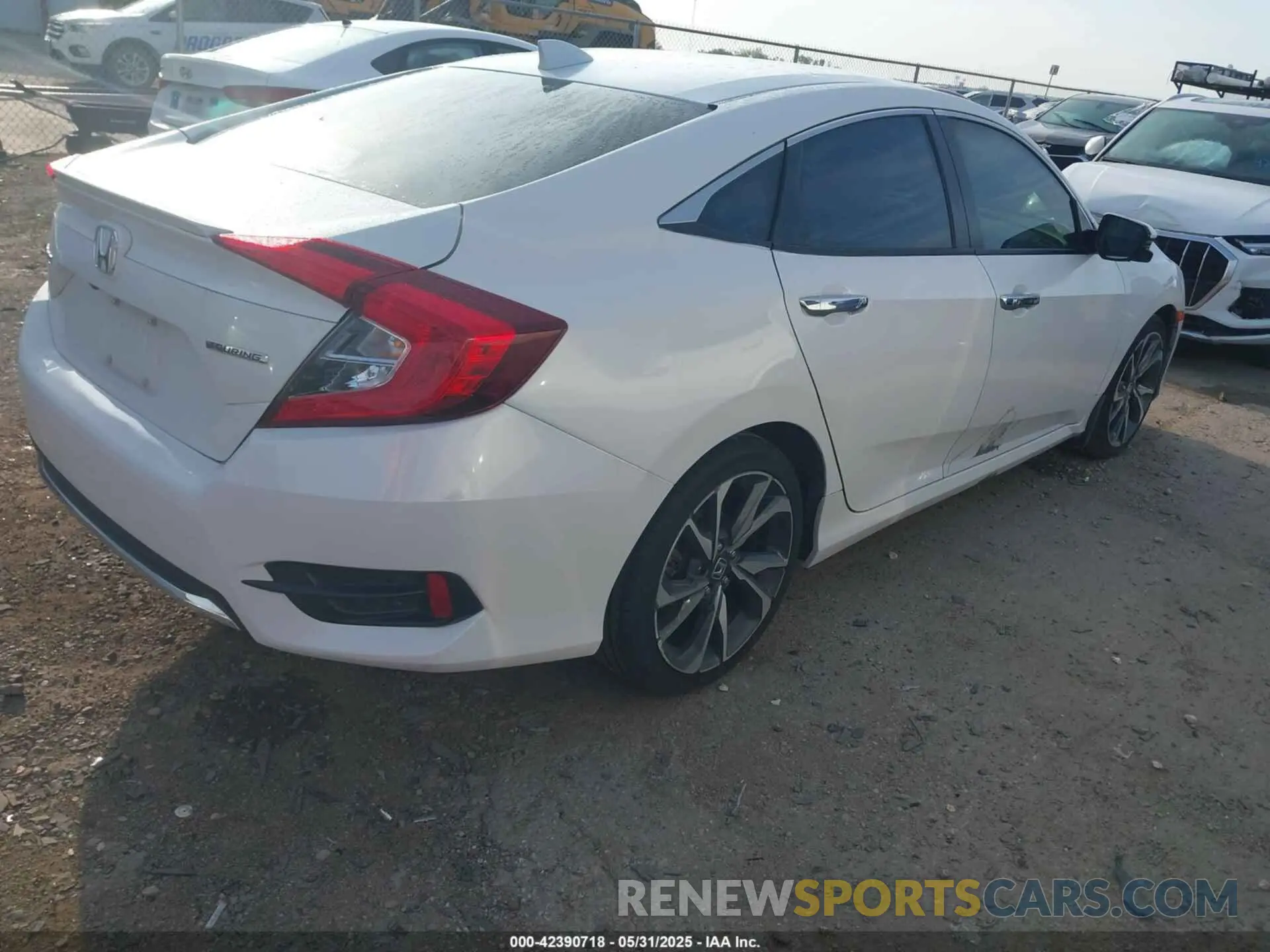 4 fotografías del automóvil dañado 19XFC1F98LE011210 HONDA CIVIC 2020