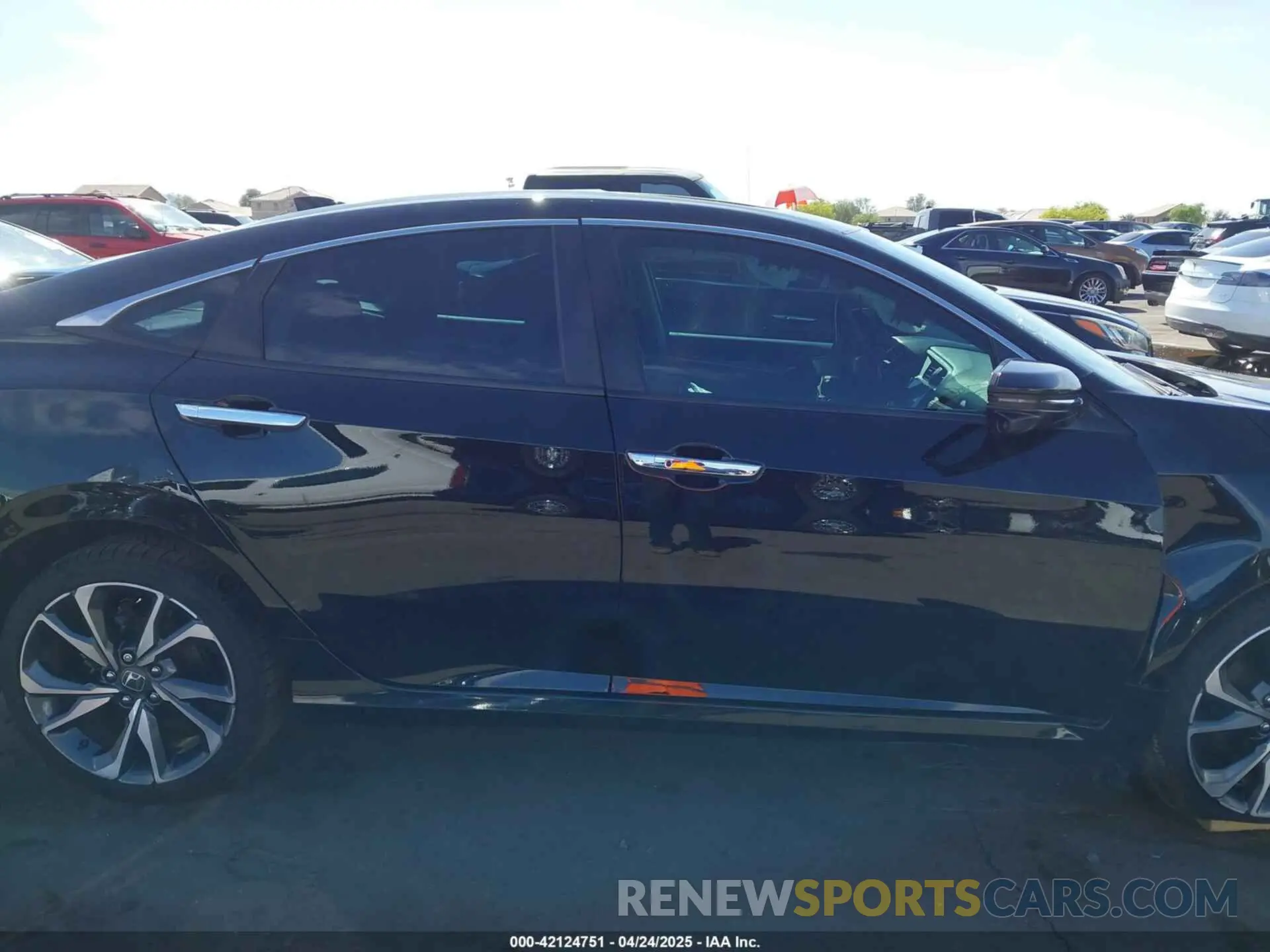 14 fotografías del automóvil dañado 19XFC1F98LE208801 HONDA CIVIC 2020