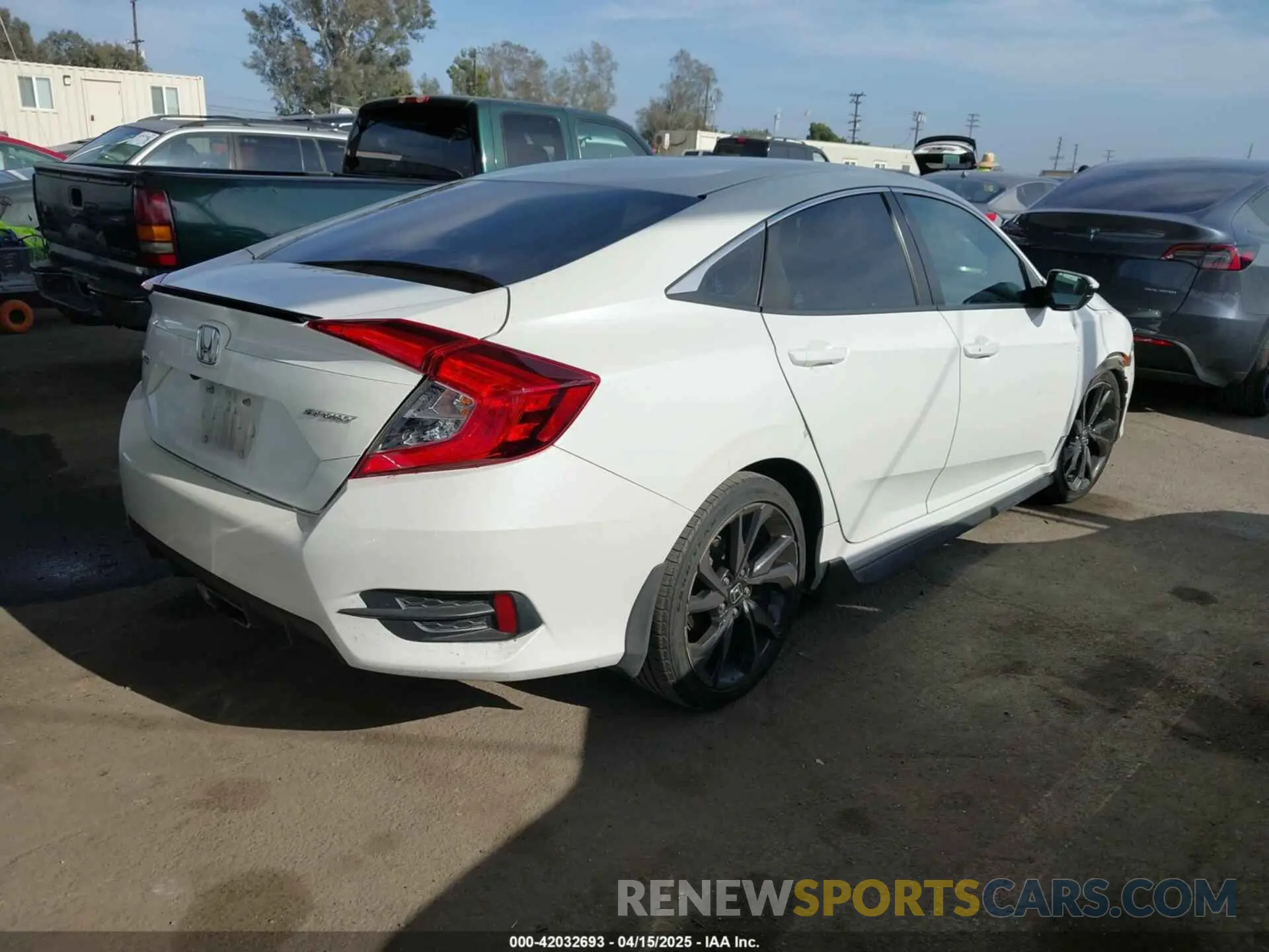 4 fotografías del automóvil dañado 19XFC2E88LE001033 HONDA CIVIC 2020