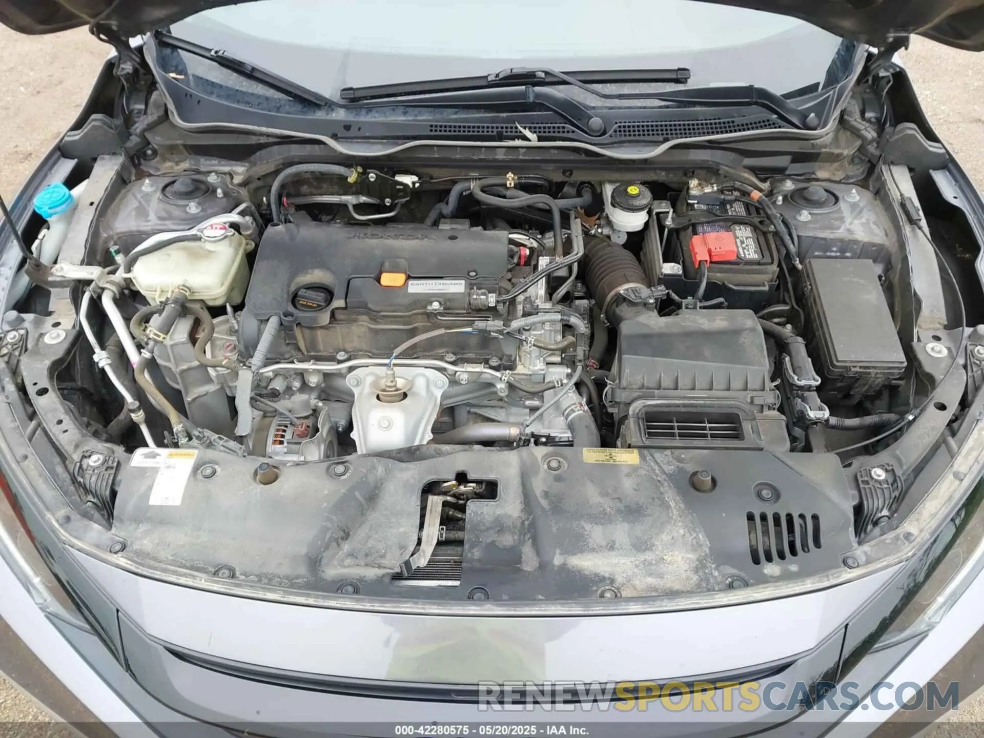10 fotografías del automóvil dañado 19XFC2F63LE027259 HONDA CIVIC 2020