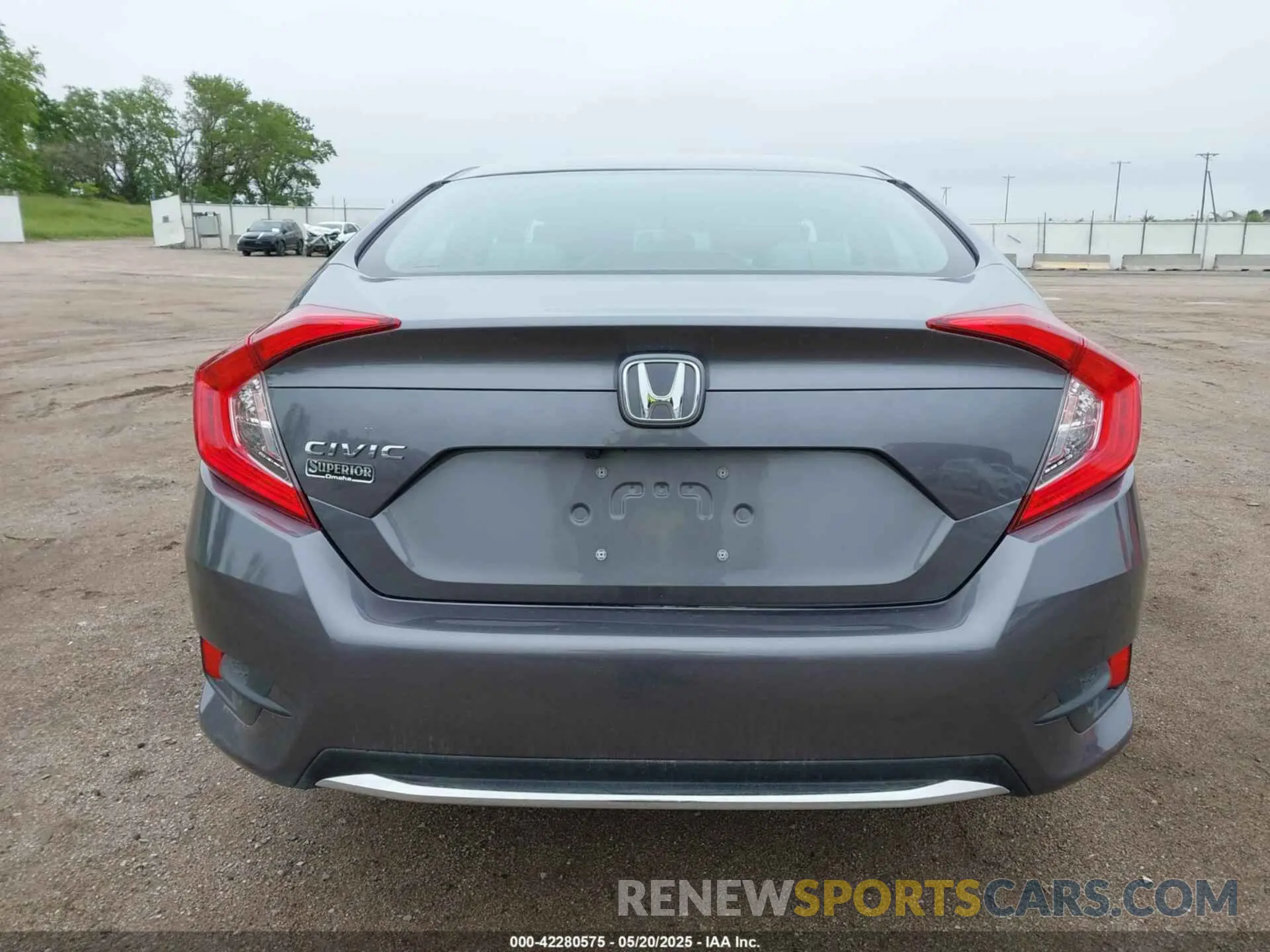 16 fotografías del automóvil dañado 19XFC2F63LE027259 HONDA CIVIC 2020