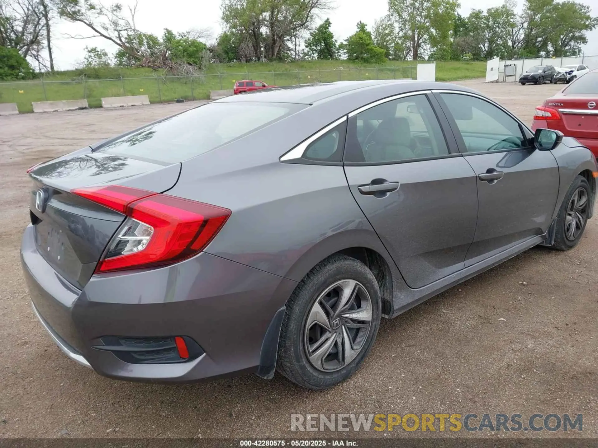 4 fotografías del automóvil dañado 19XFC2F63LE027259 HONDA CIVIC 2020