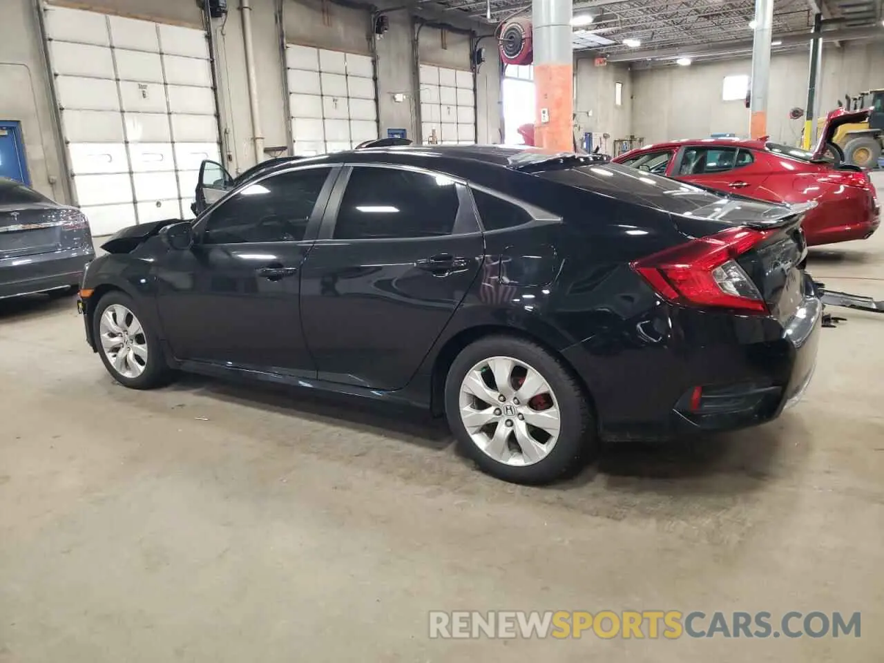 2 fotografías del automóvil dañado 19XFC2F64LE031045 HONDA CIVIC 2020