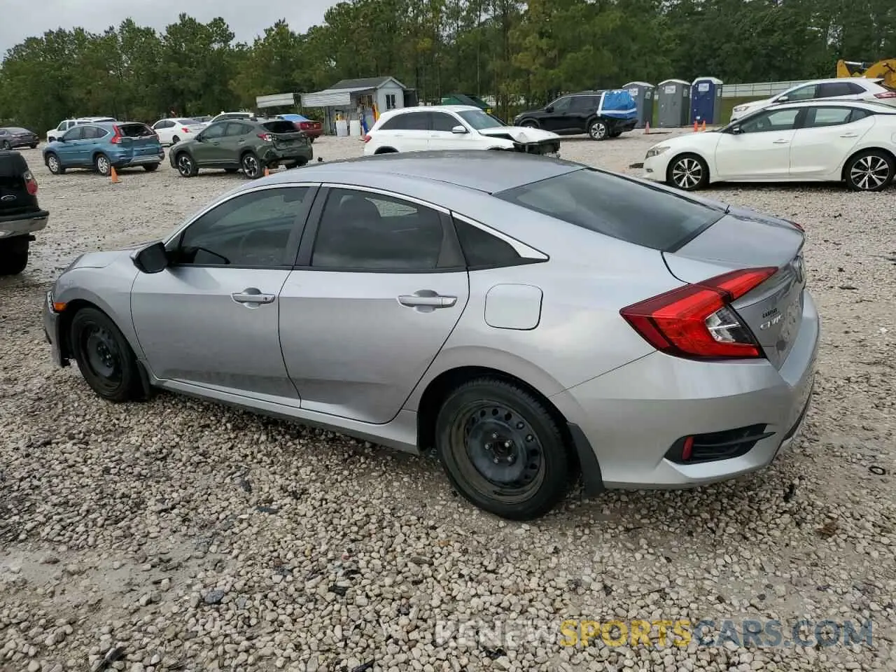 2 fotografías del automóvil dañado 19XFC2F66LE012867 HONDA CIVIC 2020