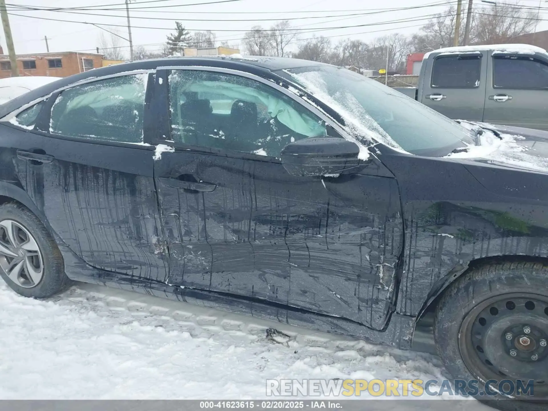 17 fotografías del automóvil dañado 19XFC2F66LE029720 HONDA CIVIC 2020