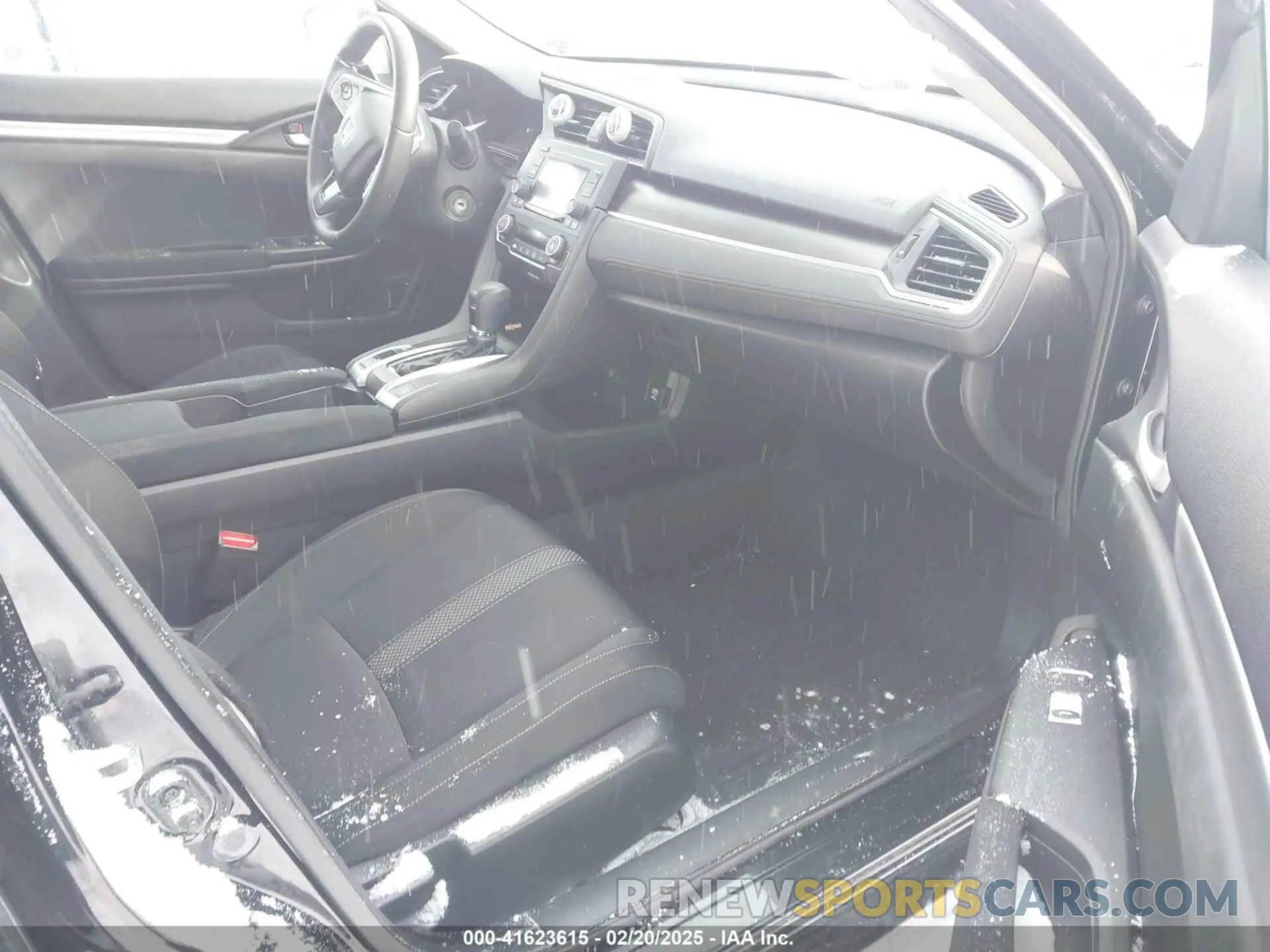 5 fotografías del automóvil dañado 19XFC2F66LE029720 HONDA CIVIC 2020