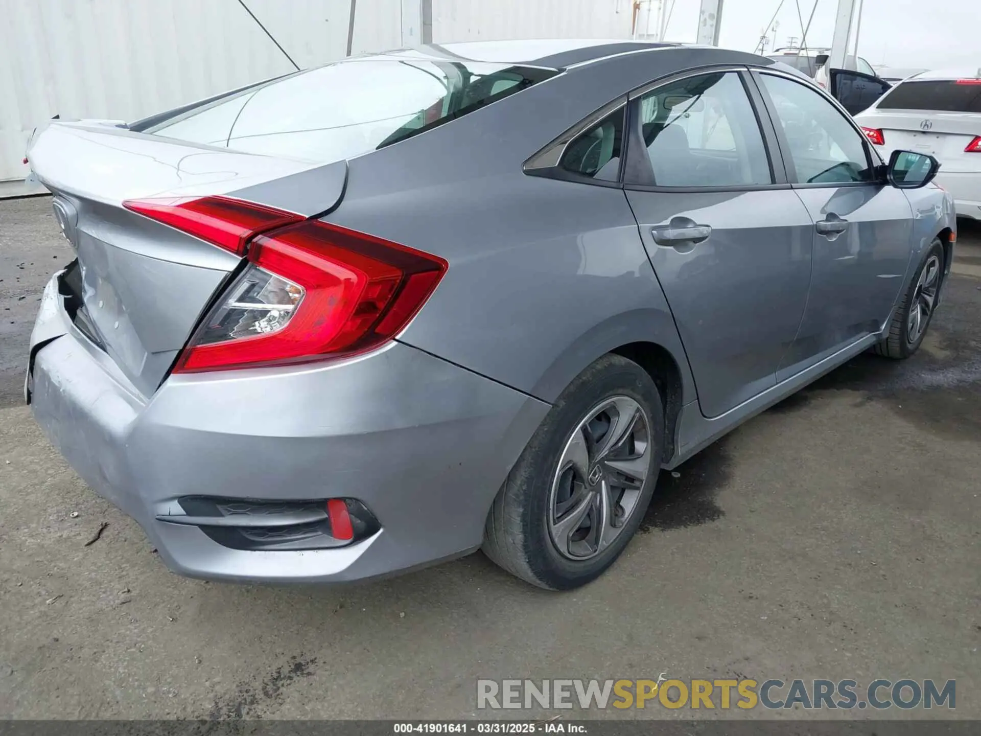 4 fotografías del automóvil dañado 19XFC2F66LE203429 HONDA CIVIC 2020